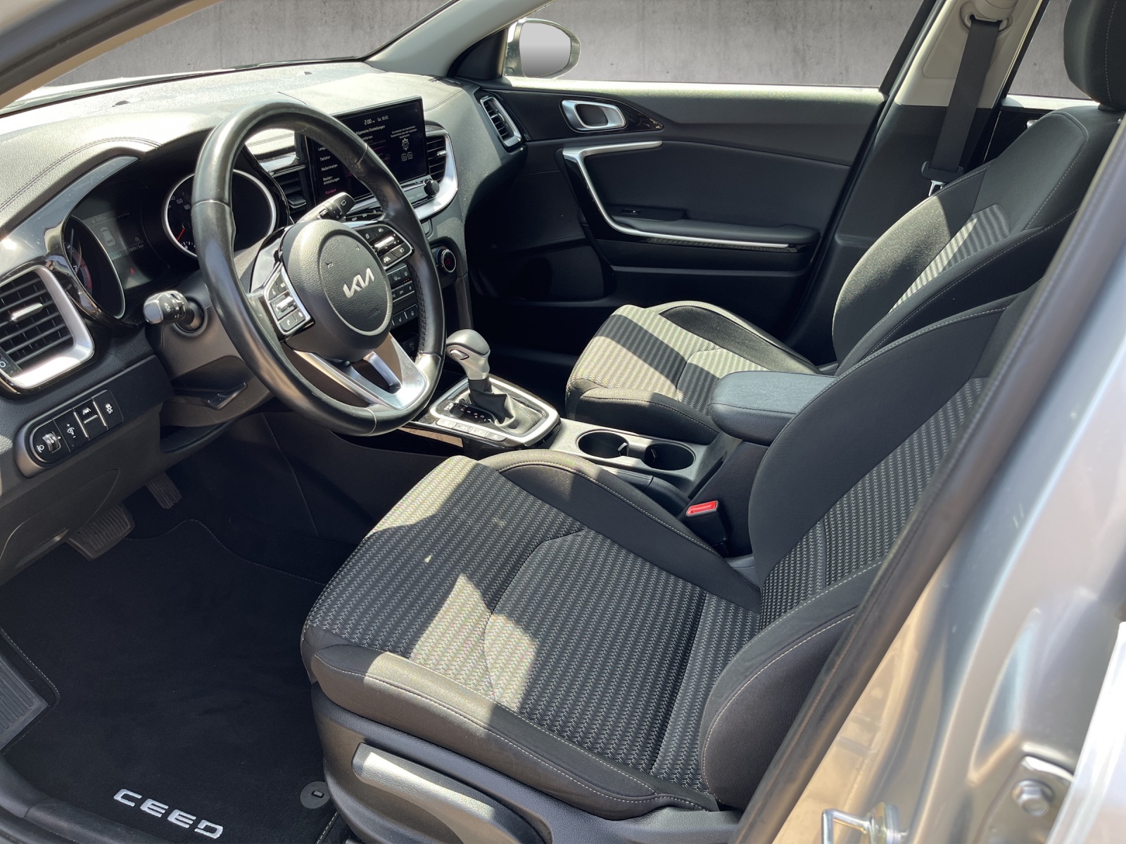 KIA Ceed 1.5 T-GDi MHEV Power-image-8
