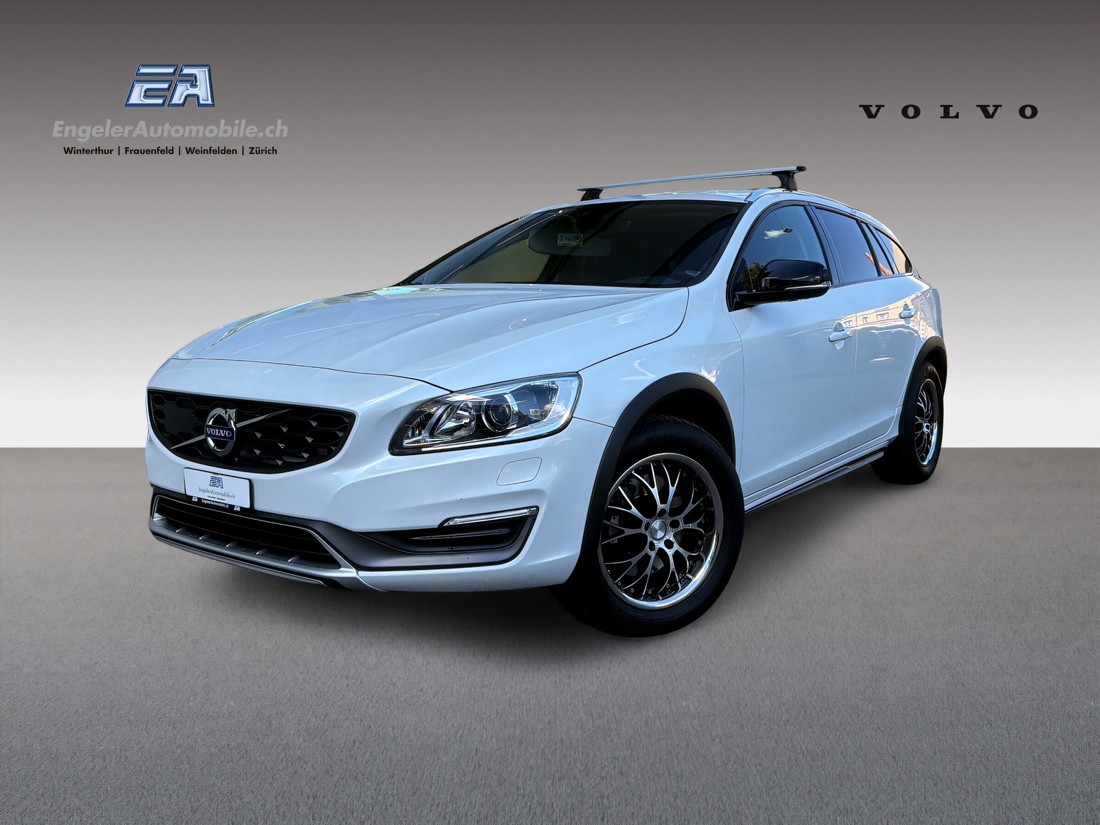VOLVO V60 Cross Country 2.4 D4 Momentum AWD S/S