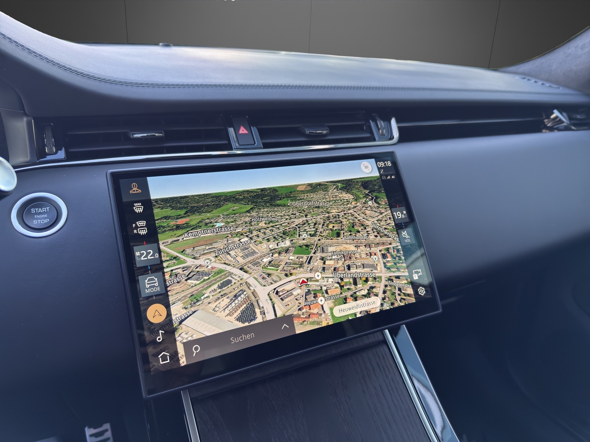 LAND ROVER Range Rover Evoque P 270e Autobiography AT9-image-12