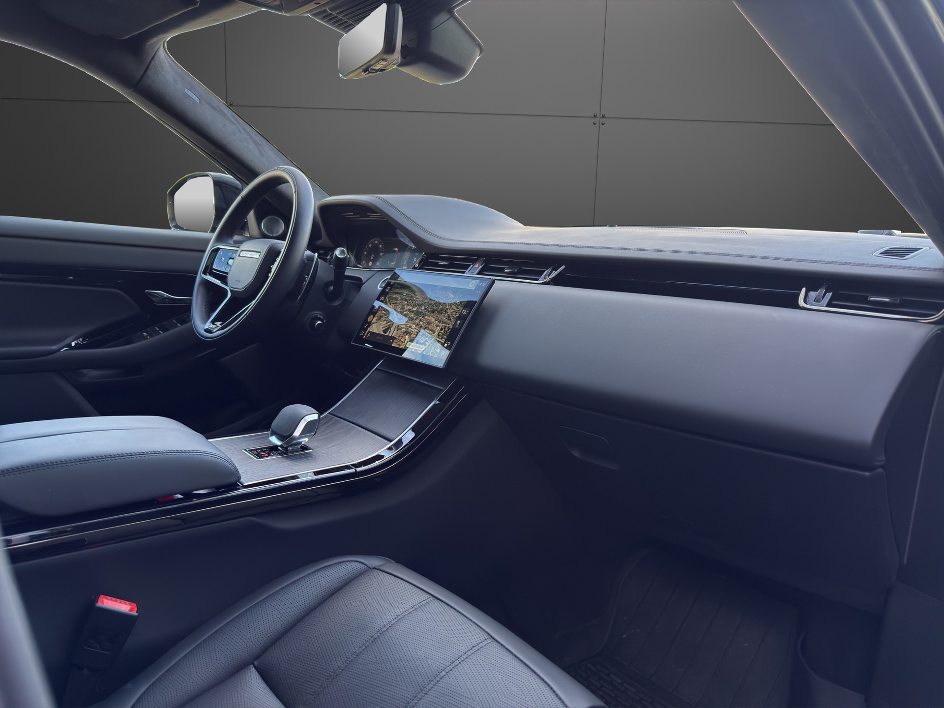 LAND ROVER Range Rover Evoque P 270e Autobiography AT9-image-8