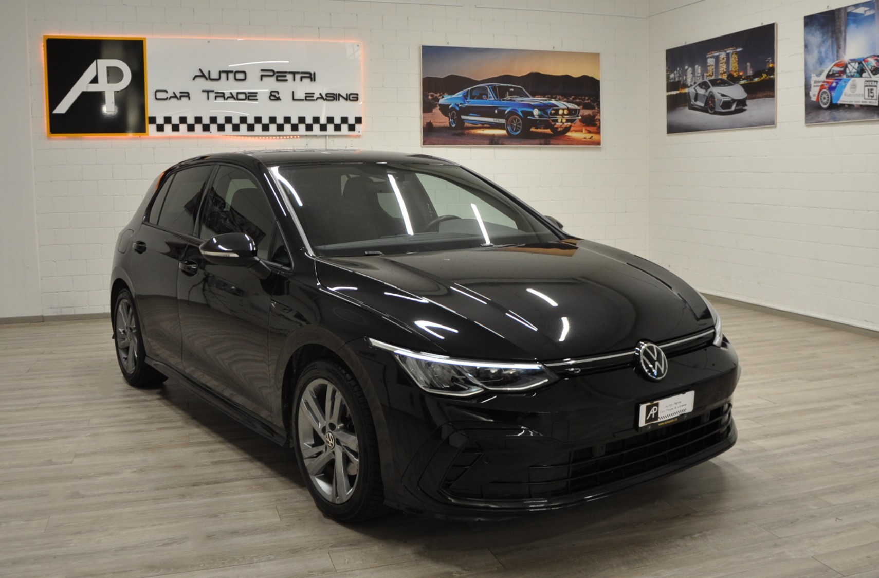 VW Golf Variant 1.5 eTSI mHEV R-Line