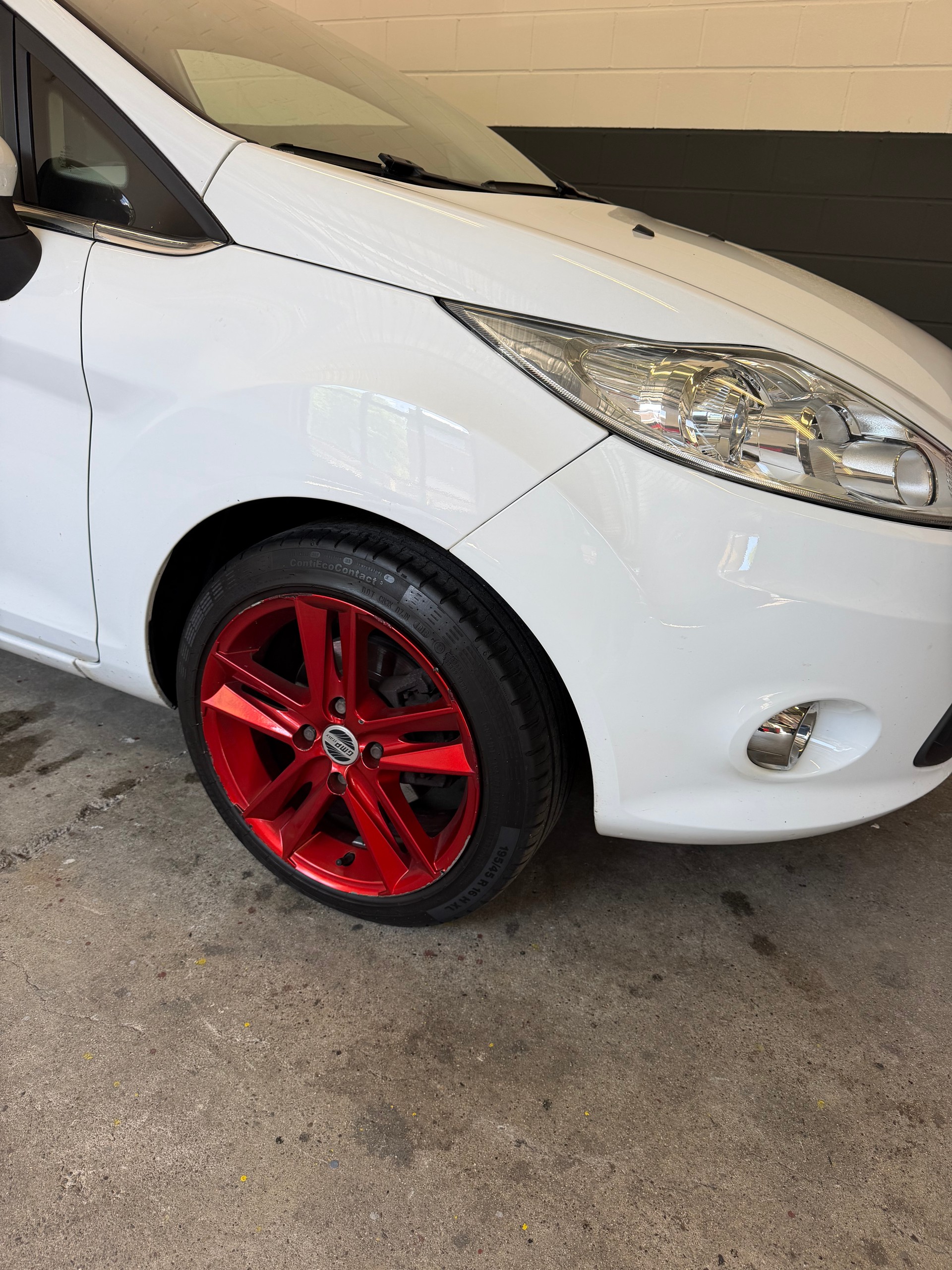 FORD Fiesta 1.4 16V Colourline //NEU AB MFK!-image-4