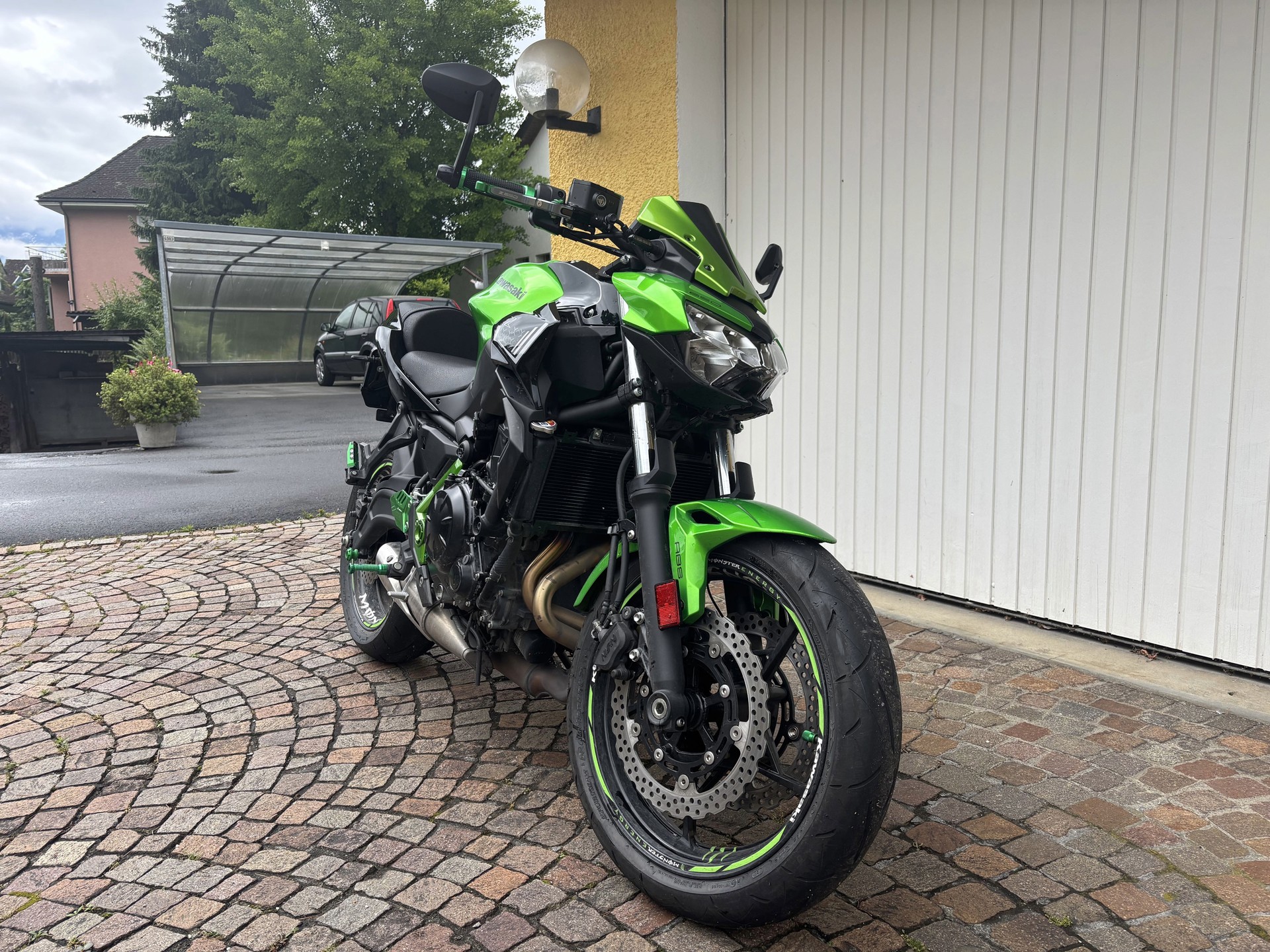 KAWASAKI Z 650-image-1