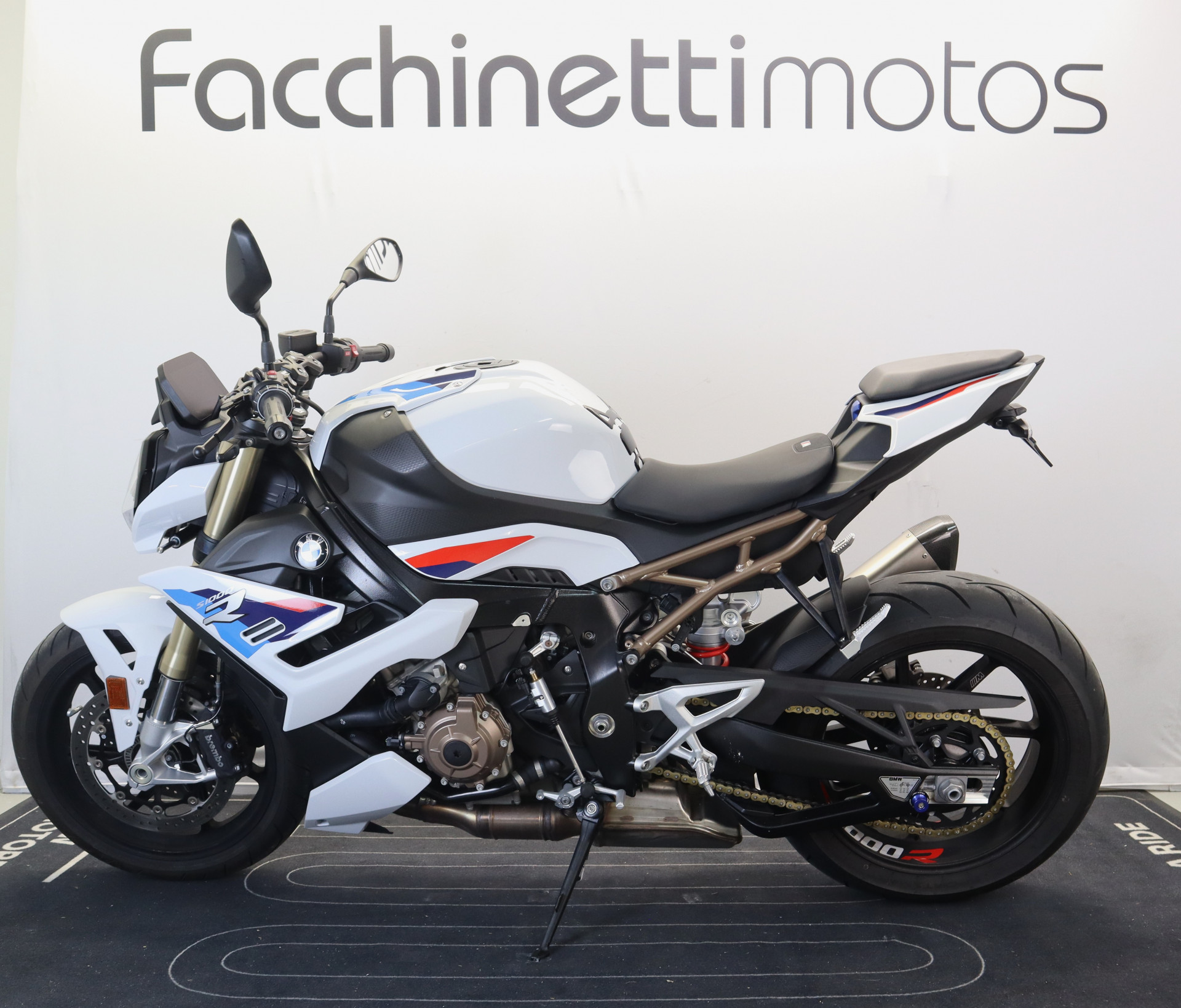 BMW S 1000 R M-image-2