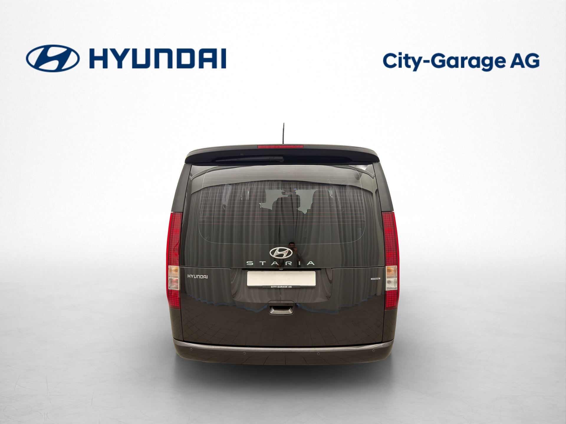 HYUNDAI Staria Wagon 2.2 CRDI Amplia 4X4-image-3
