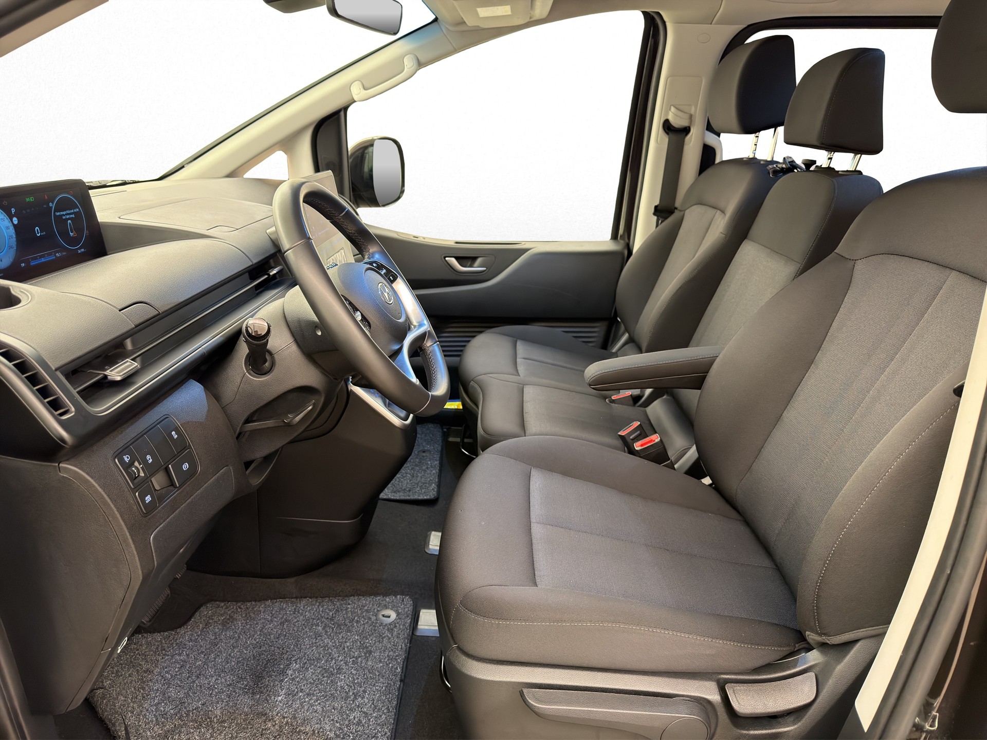 HYUNDAI Staria Wagon 2.2 CRDI Amplia 4X4-image-6