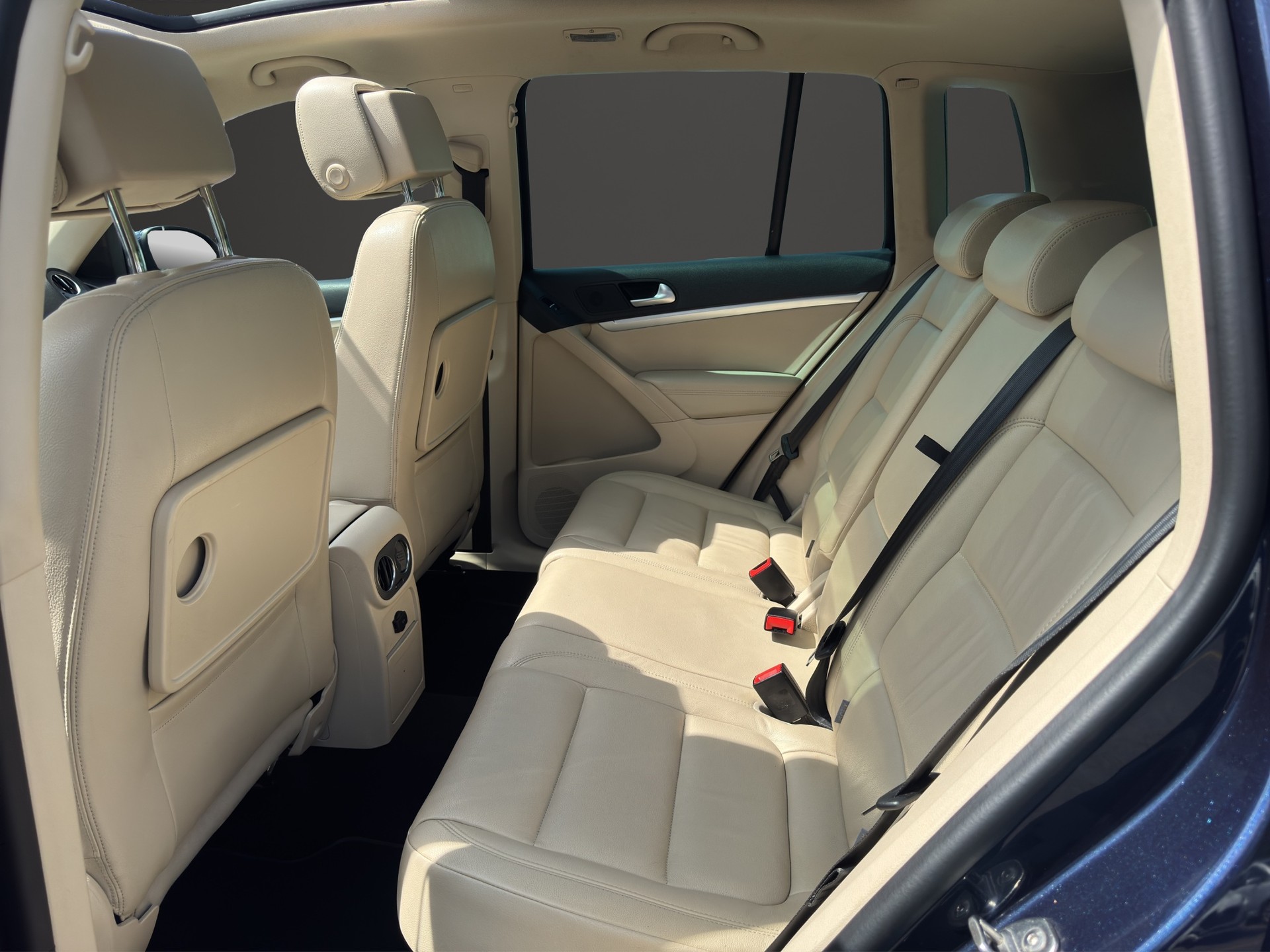 VW Tiguan 2.0 TSI Sport&Style 4Motion DSG-image-15