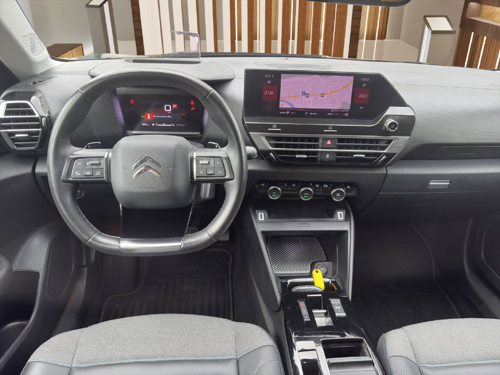 CITROEN C4 1.2 PureTech Shine 155 PS-image-9