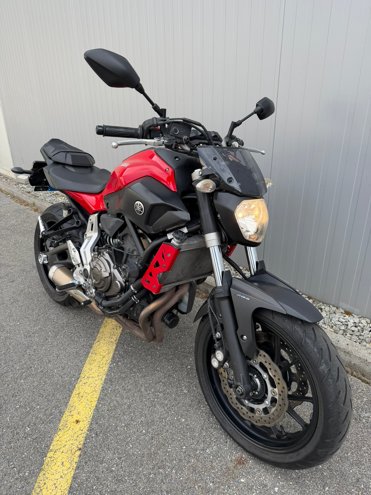 YAMAHA MT-07-image-2