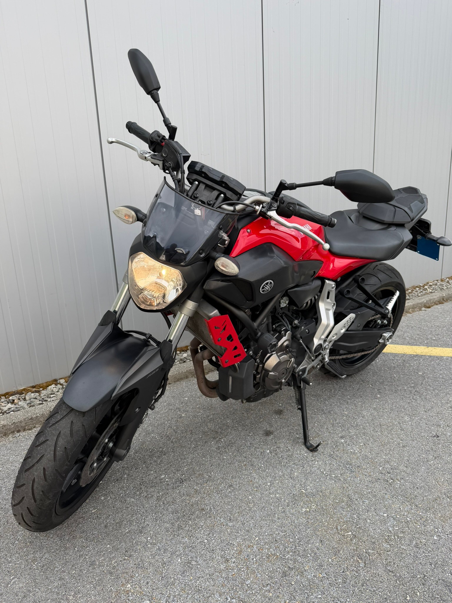 YAMAHA MT-07-image-3