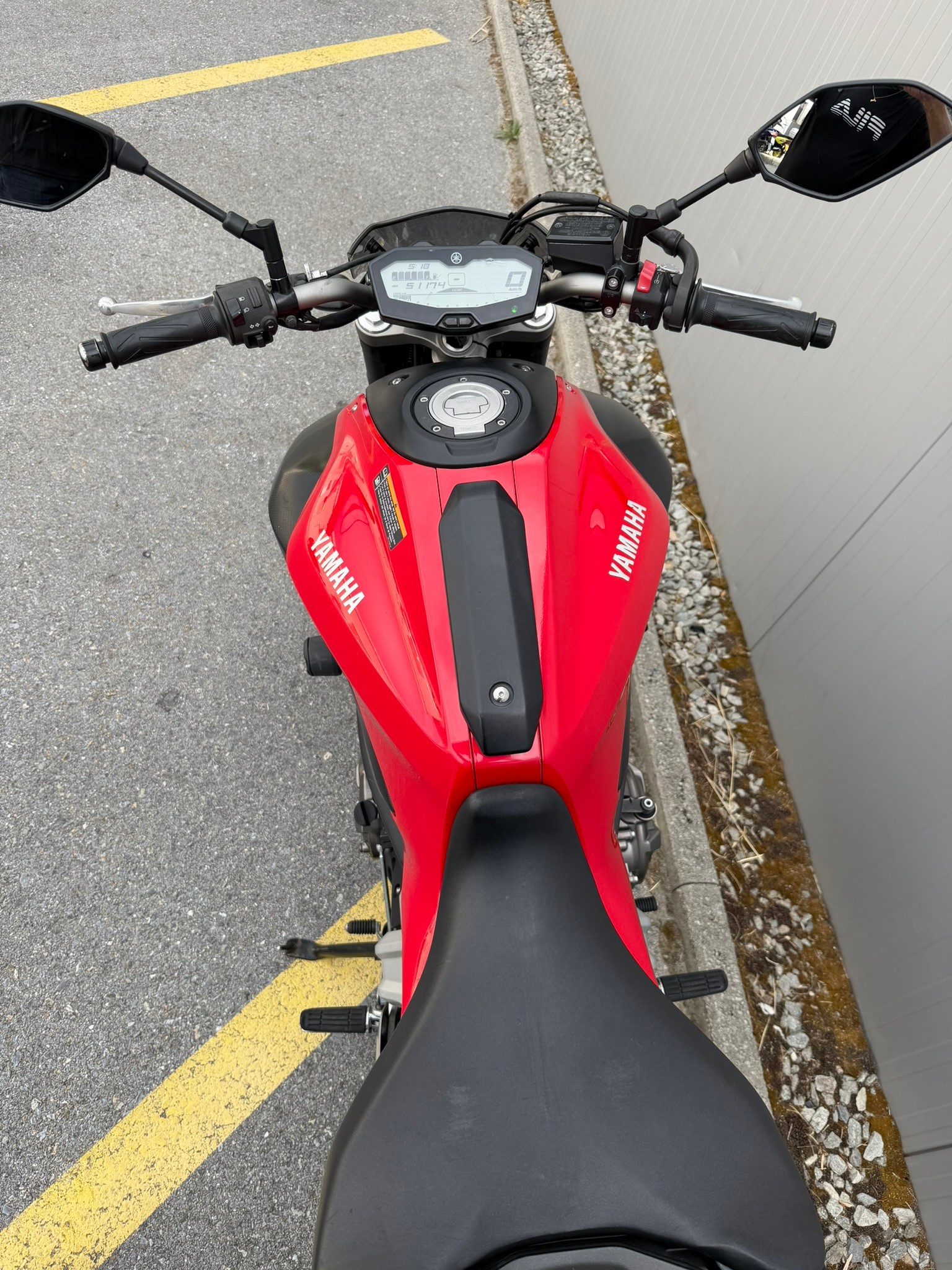 YAMAHA MT-07-image-8
