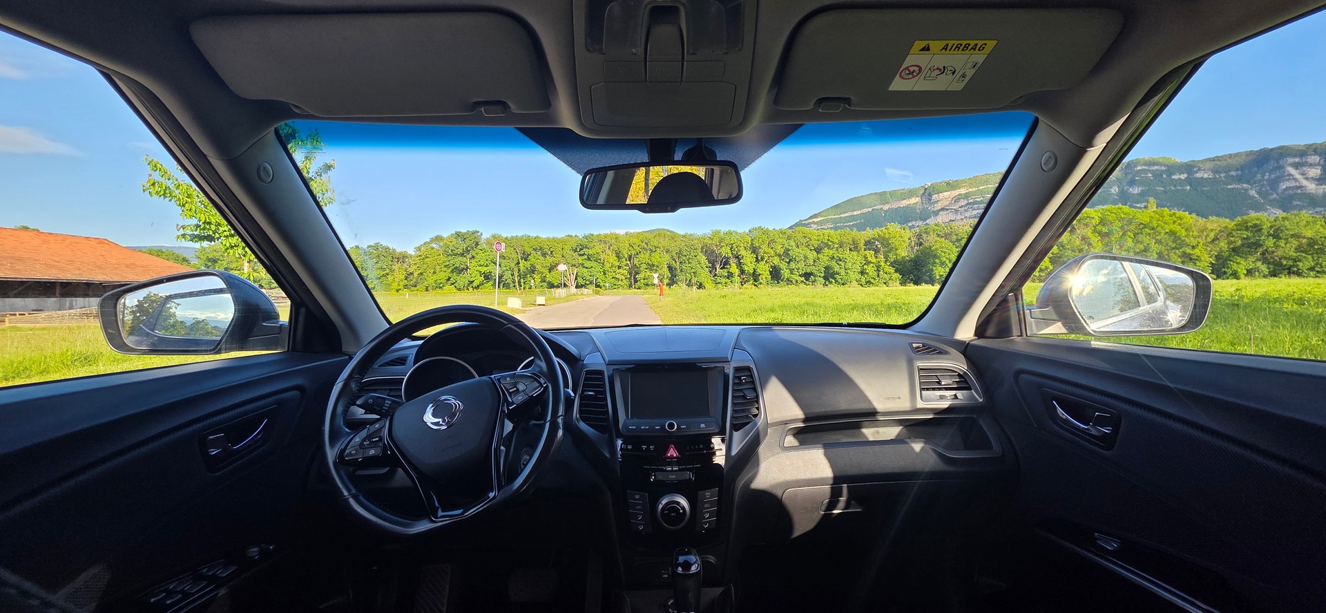KGM-SsangYong 1.6 e-XDi Sapphire 4WD-image-1