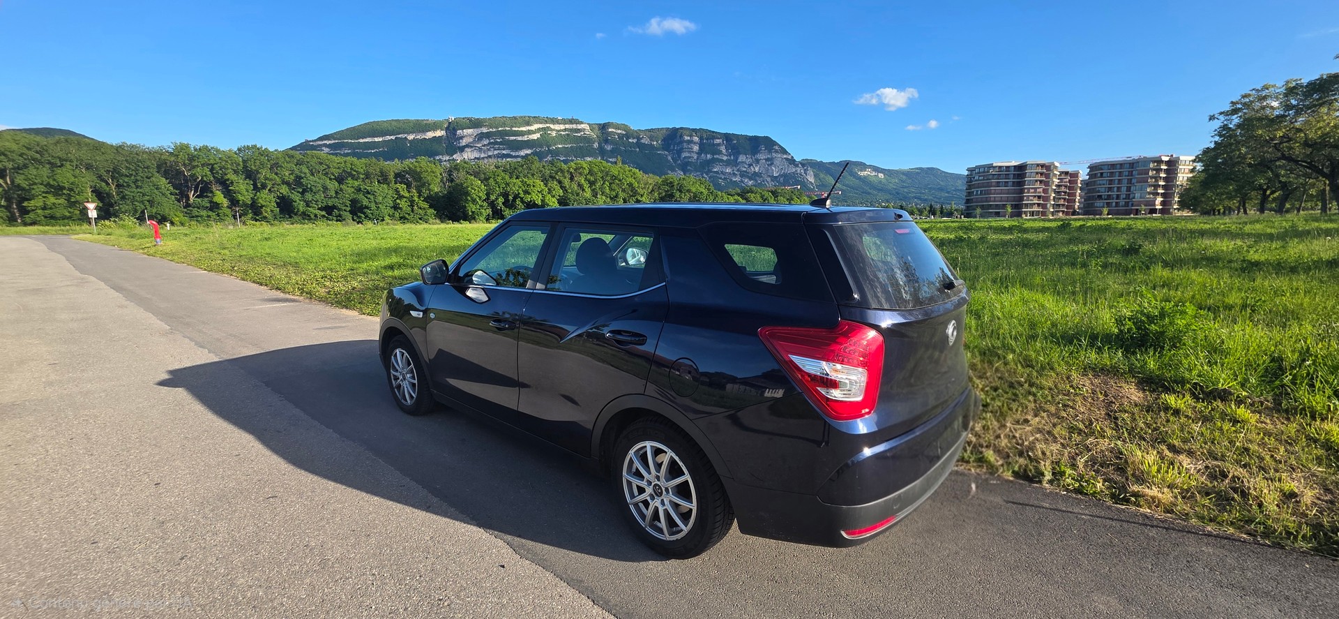 KGM-SsangYong 1.6 e-XDi Sapphire 4WD-image-5