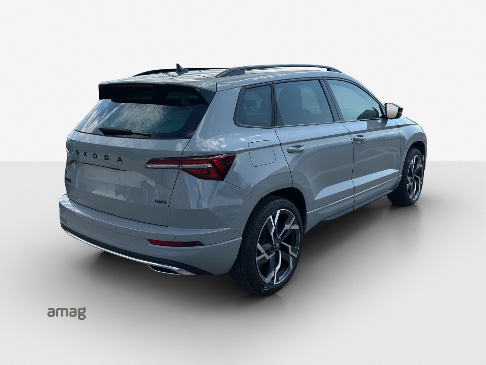 SKODA Karoq 2.0 TSI SportLine 4x4 DSG-image-4