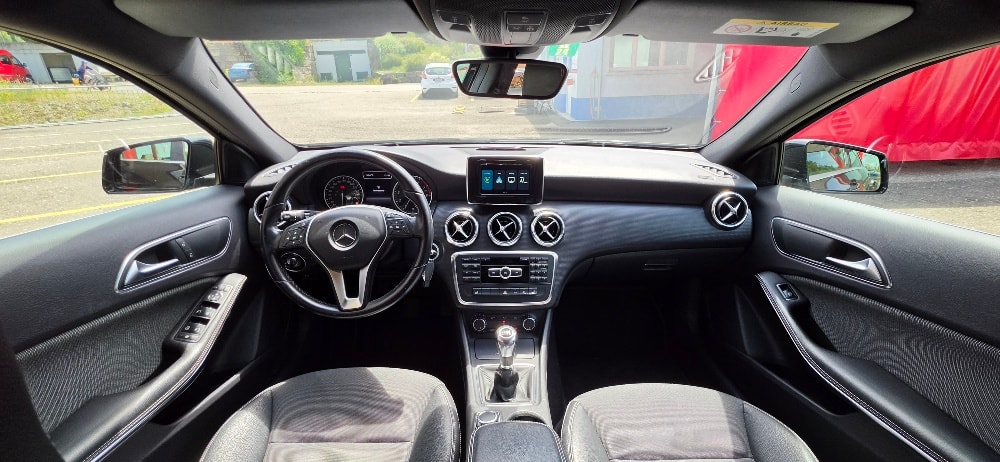 MERCEDES-BENZ A 180 Style-image-13