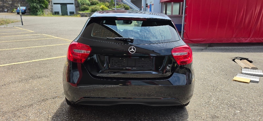MERCEDES-BENZ A 180 Style-showroom-element-3