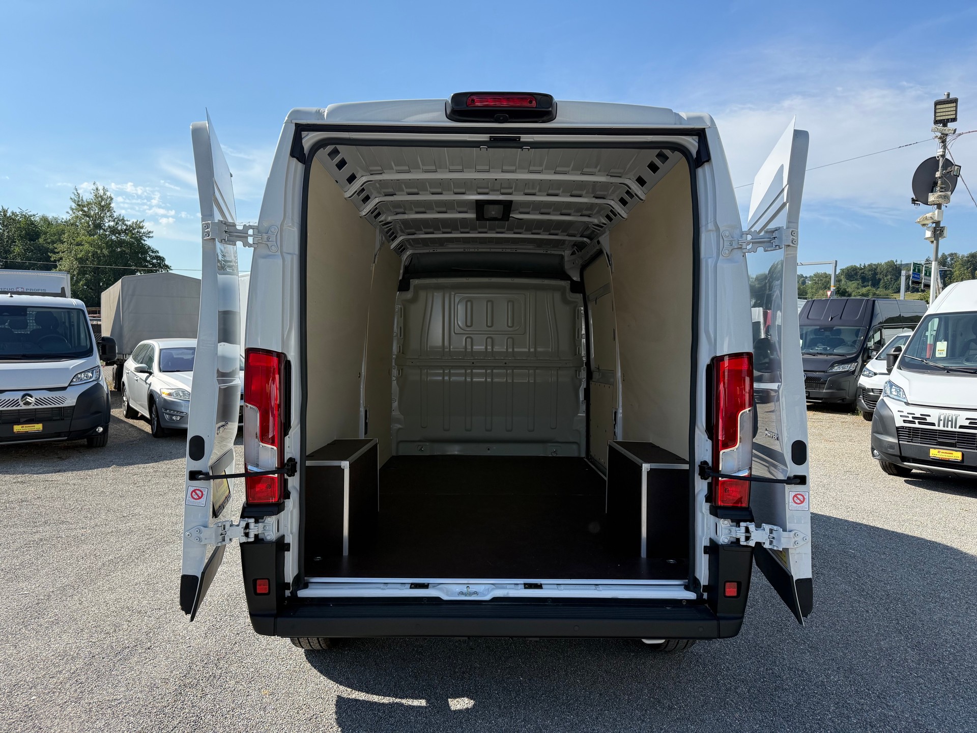 CITROEN Jumper 35 2.2 HDI L3H2 Automat + Holz Verkleidung !-image-3