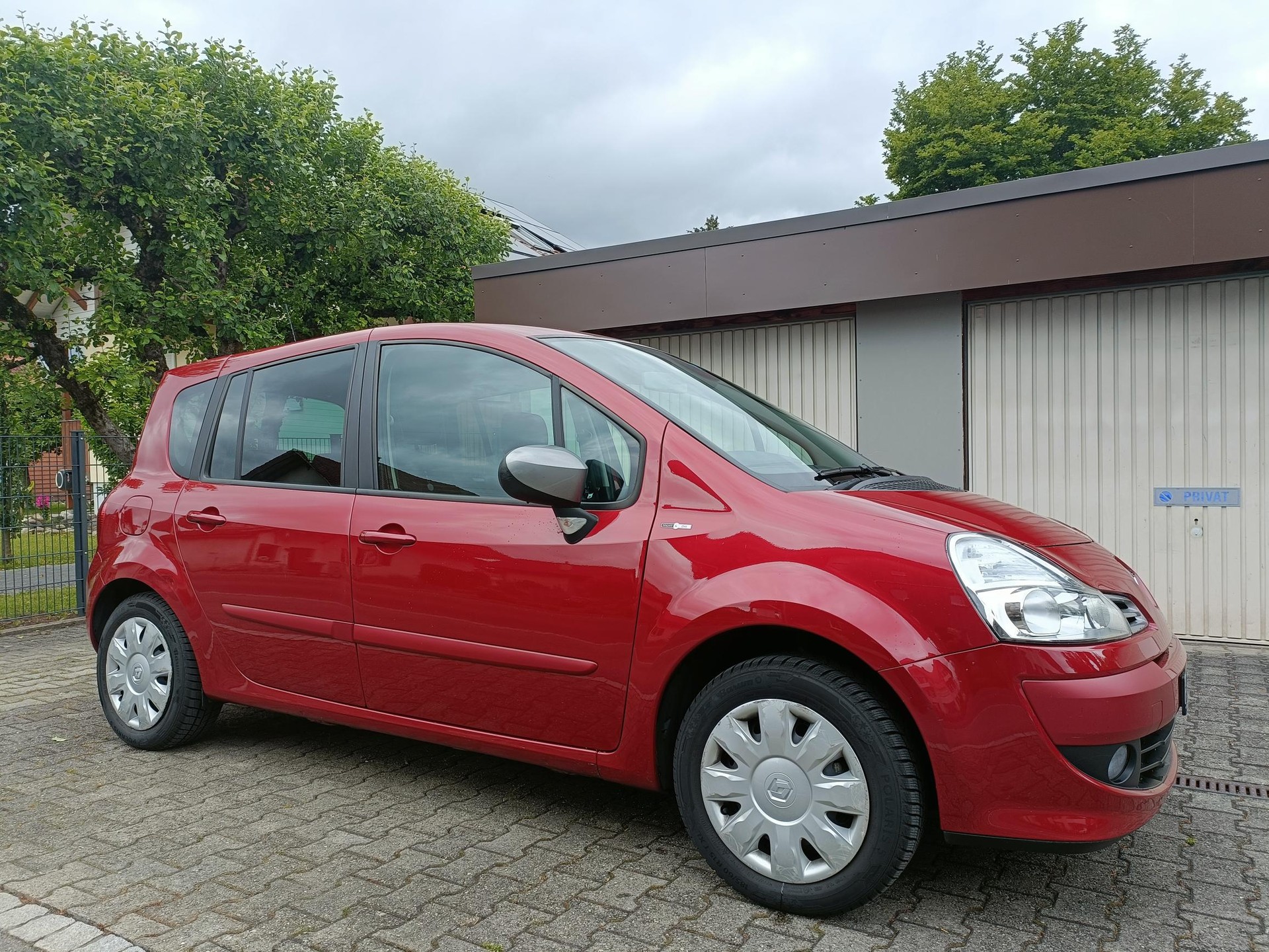 RENAULT 1.2 TCe 100 Night&Day-image-1