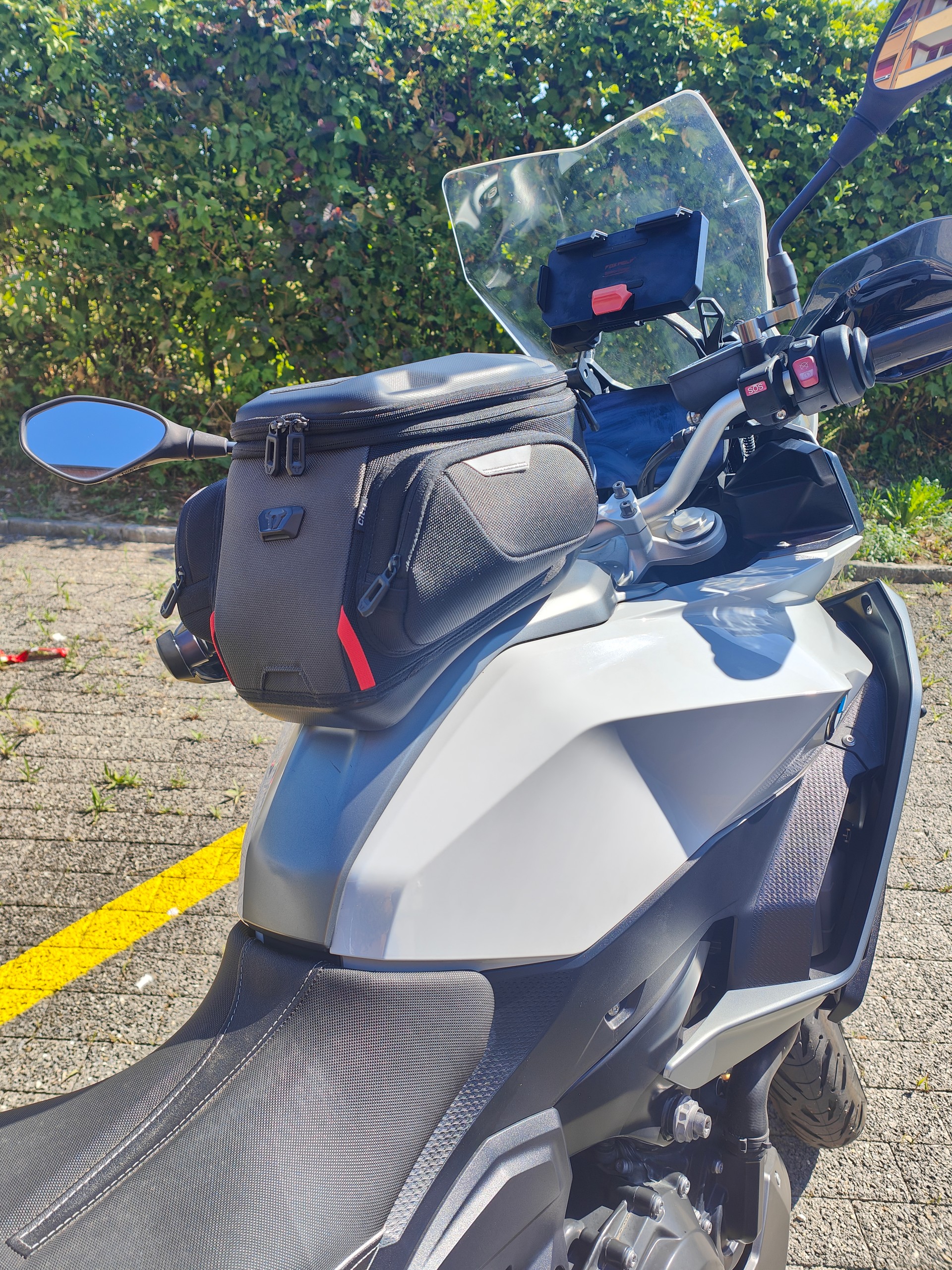 BMW F 900 XR A2 (35kW) ABS-image-6
