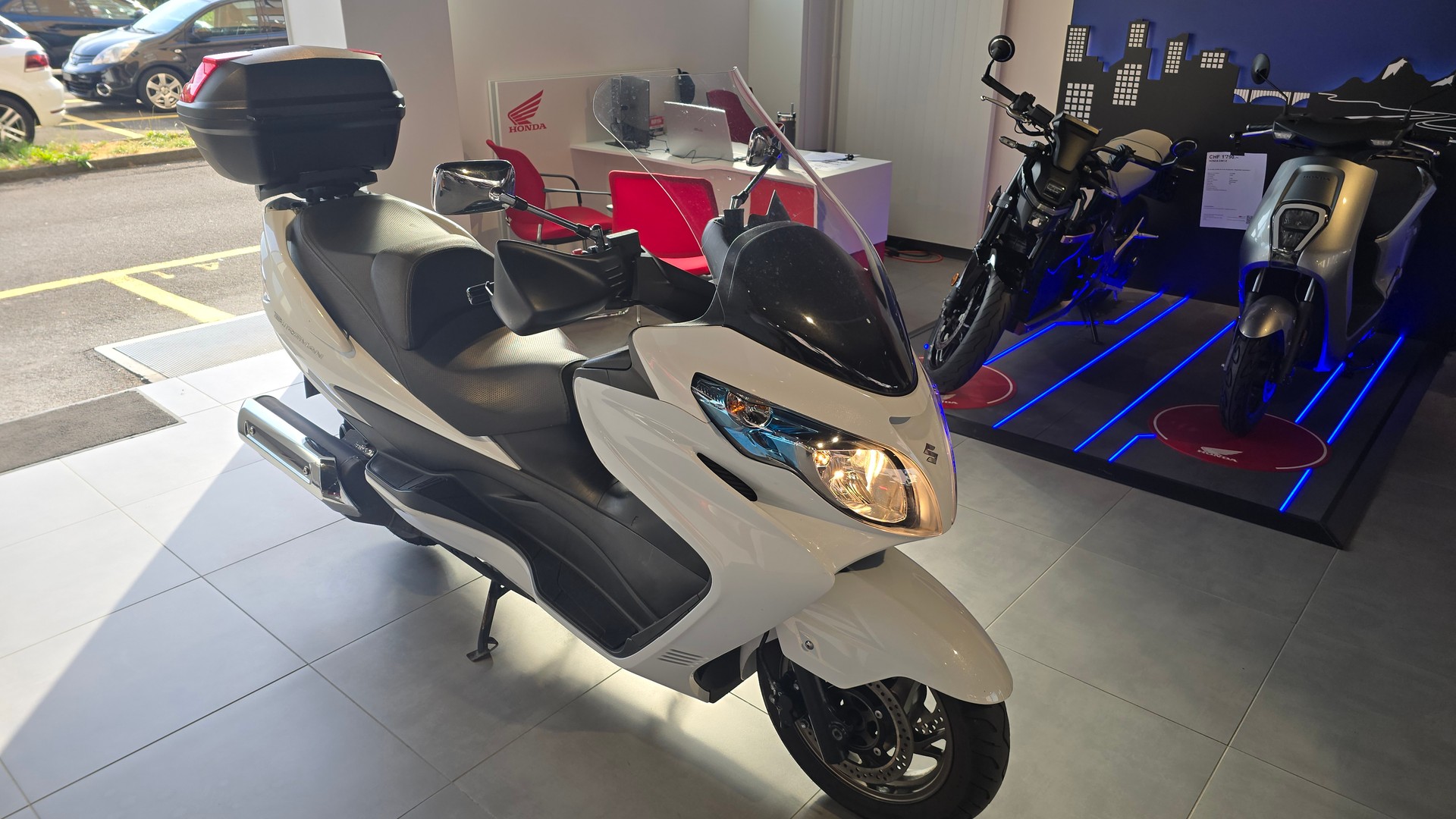 SUZUKI AN 400 Z Burgman-image-2