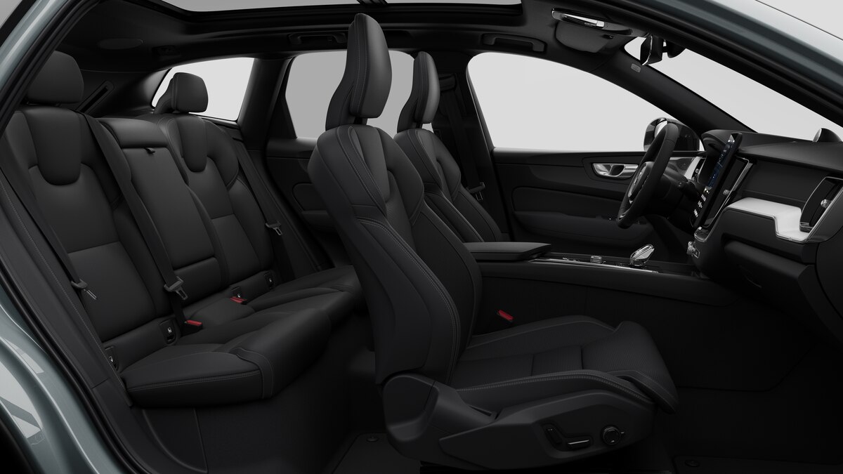 VOLVO XC60 2.0 B5 MH Black Edition AWD-image-13