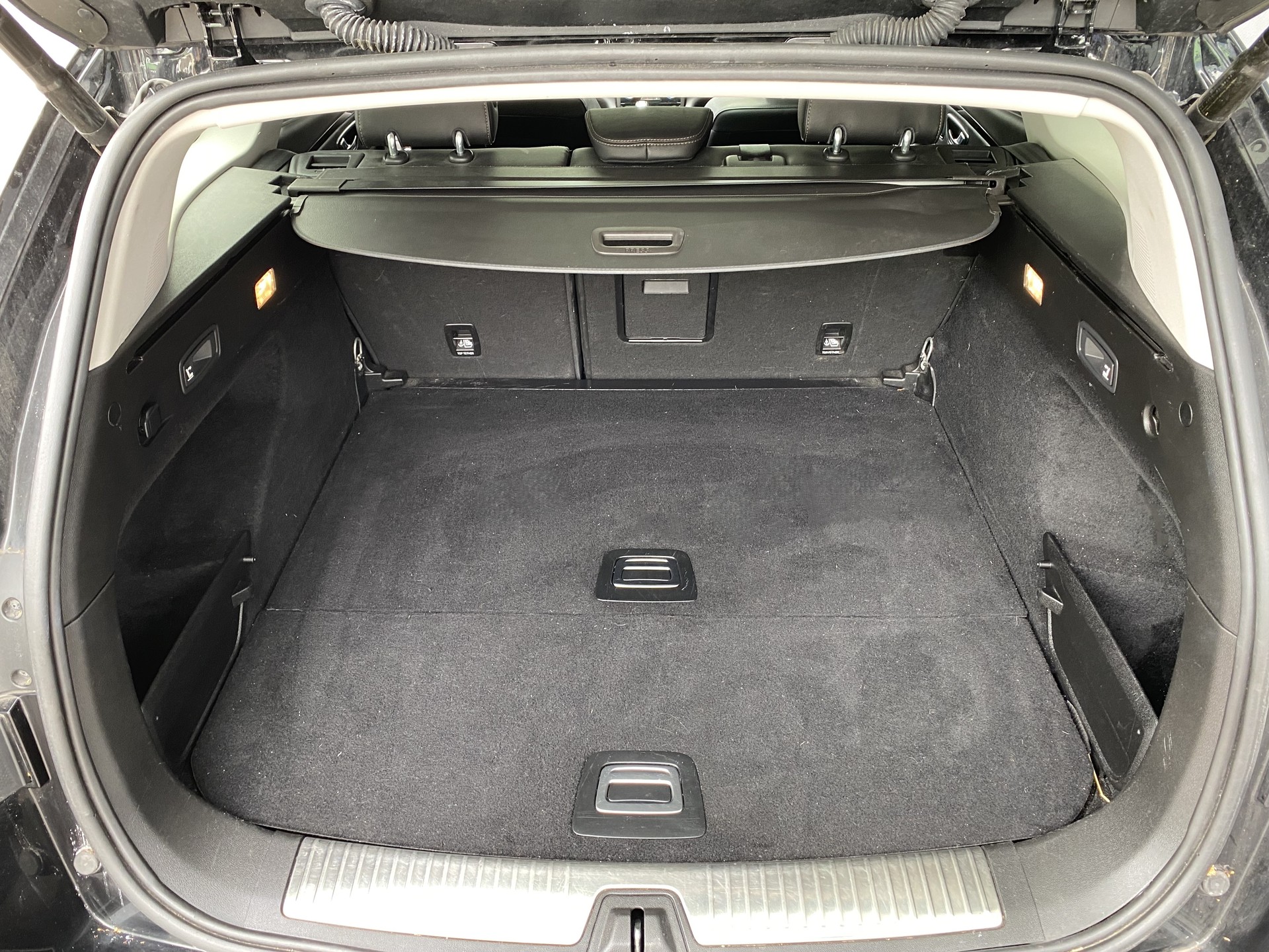 RENAULT Talisman Grandtour 1.6 TCe 90th Anniversary EDC-image-16
