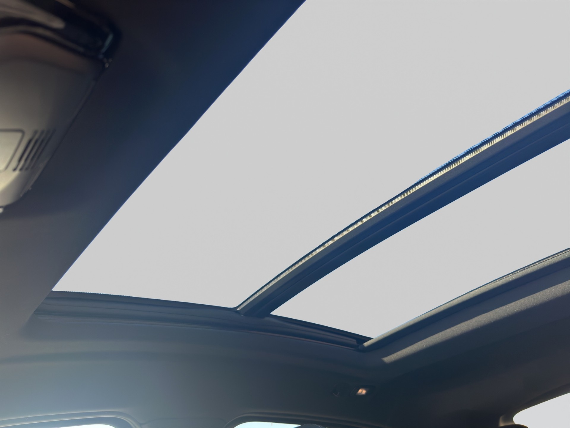 BMW X4 xDrive 48V 20d M Sport Steptronic-image-13