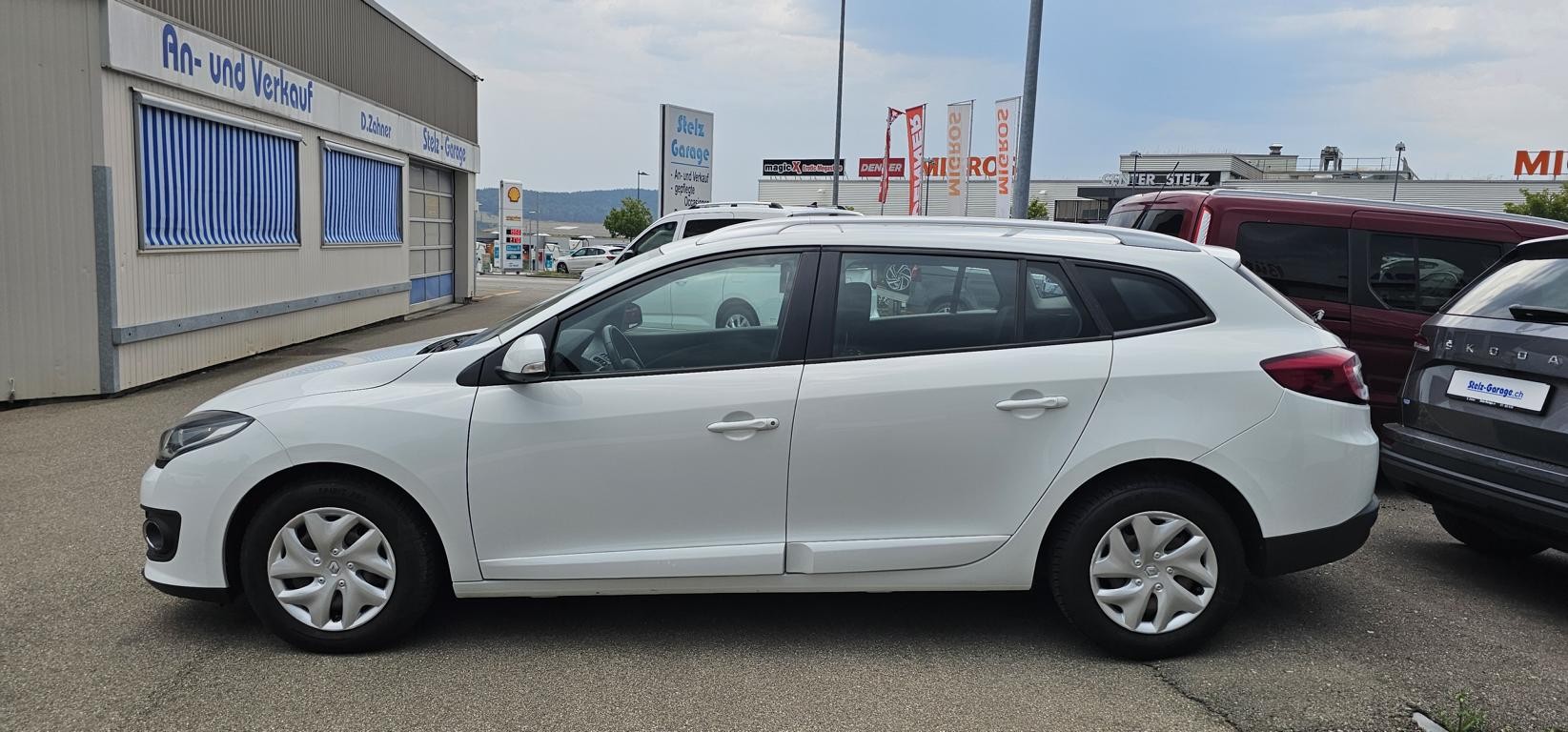 RENAULT Mégane Grandtour 1.5 dCi Expression EDC-showroom-element-3