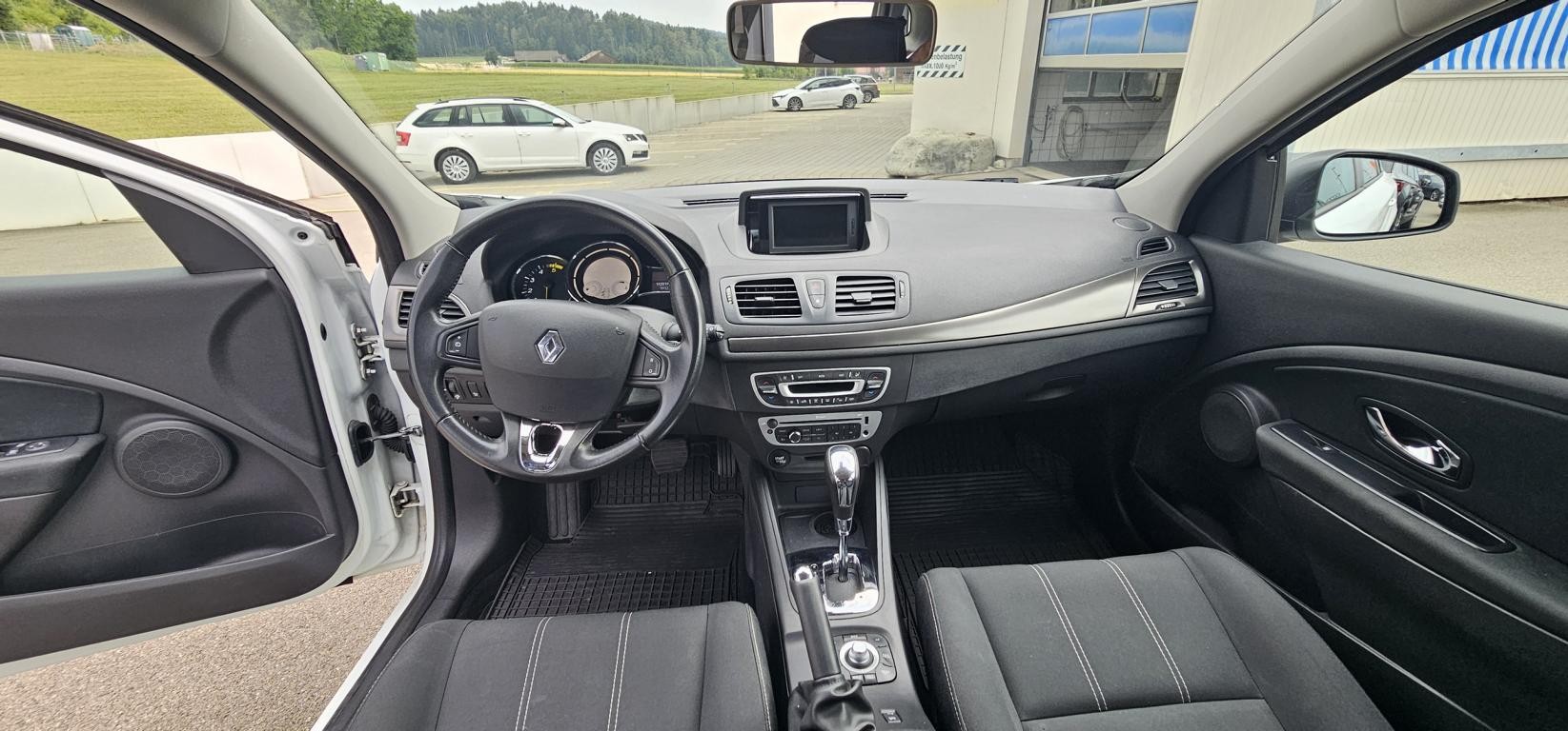 RENAULT Mégane Grandtour 1.5 dCi Expression EDC-image-7