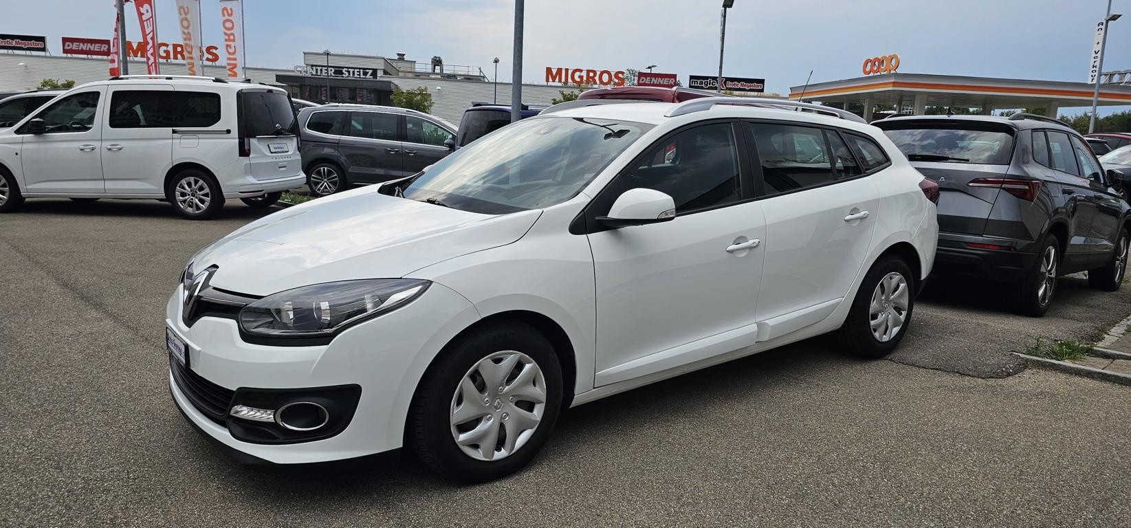 RENAULT Mégane Grandtour 1.5 dCi Expression EDC-showroom-element-1