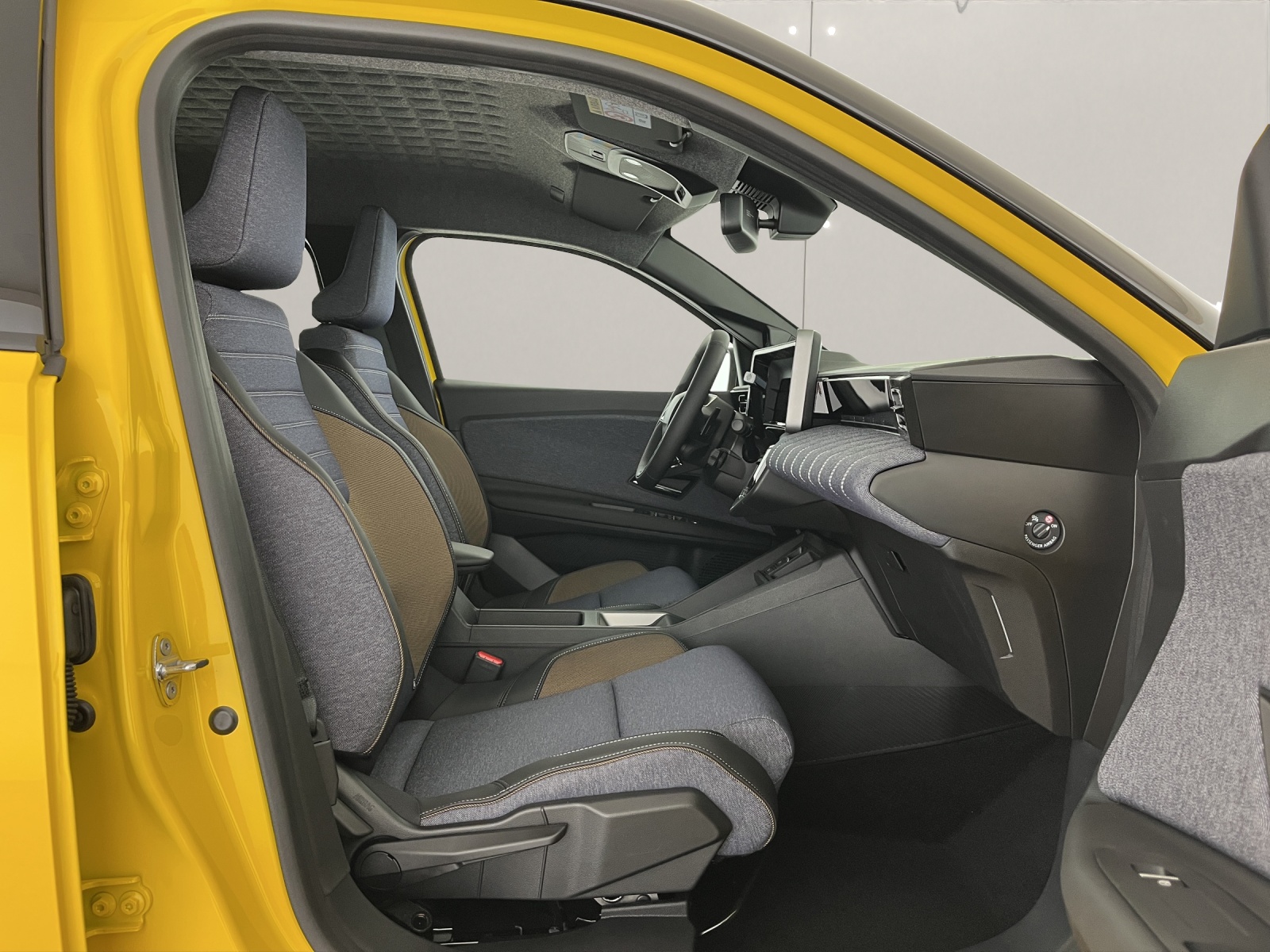 RENAULT R5 E-Tech Comfort Range techno-image-15