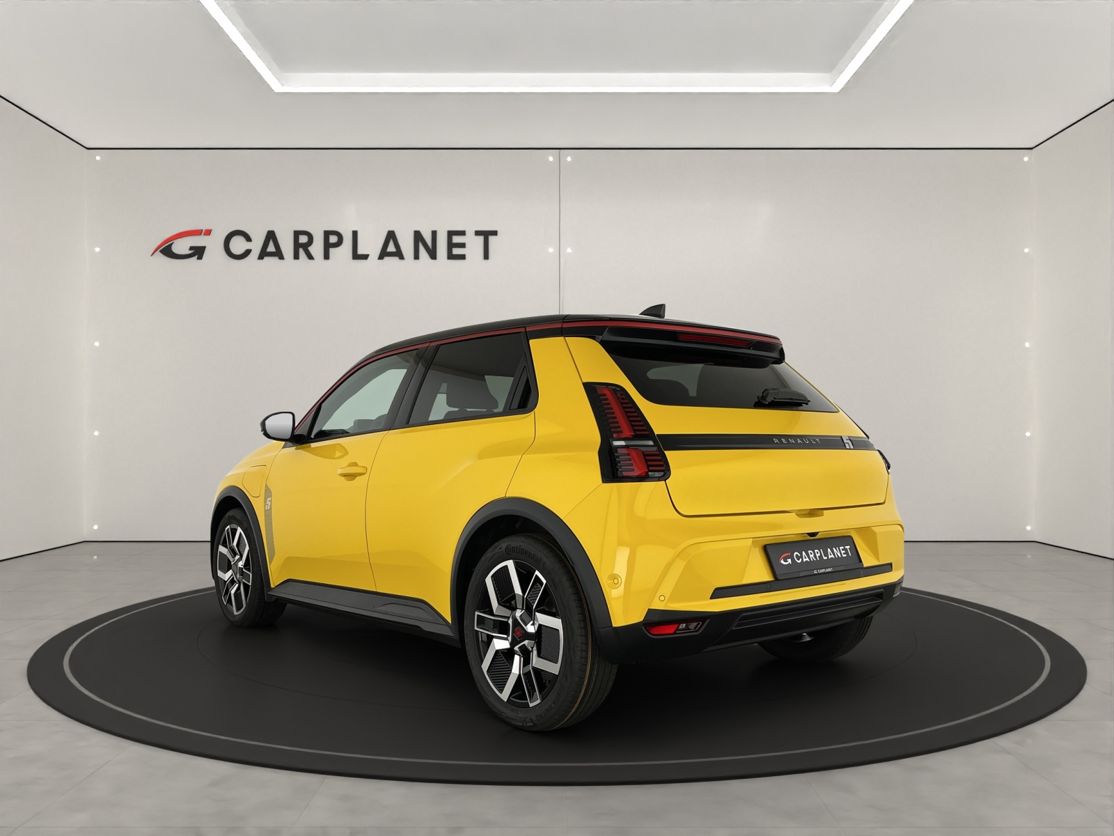 RENAULT R5 E-Tech Comfort Range techno-showroom-element-2