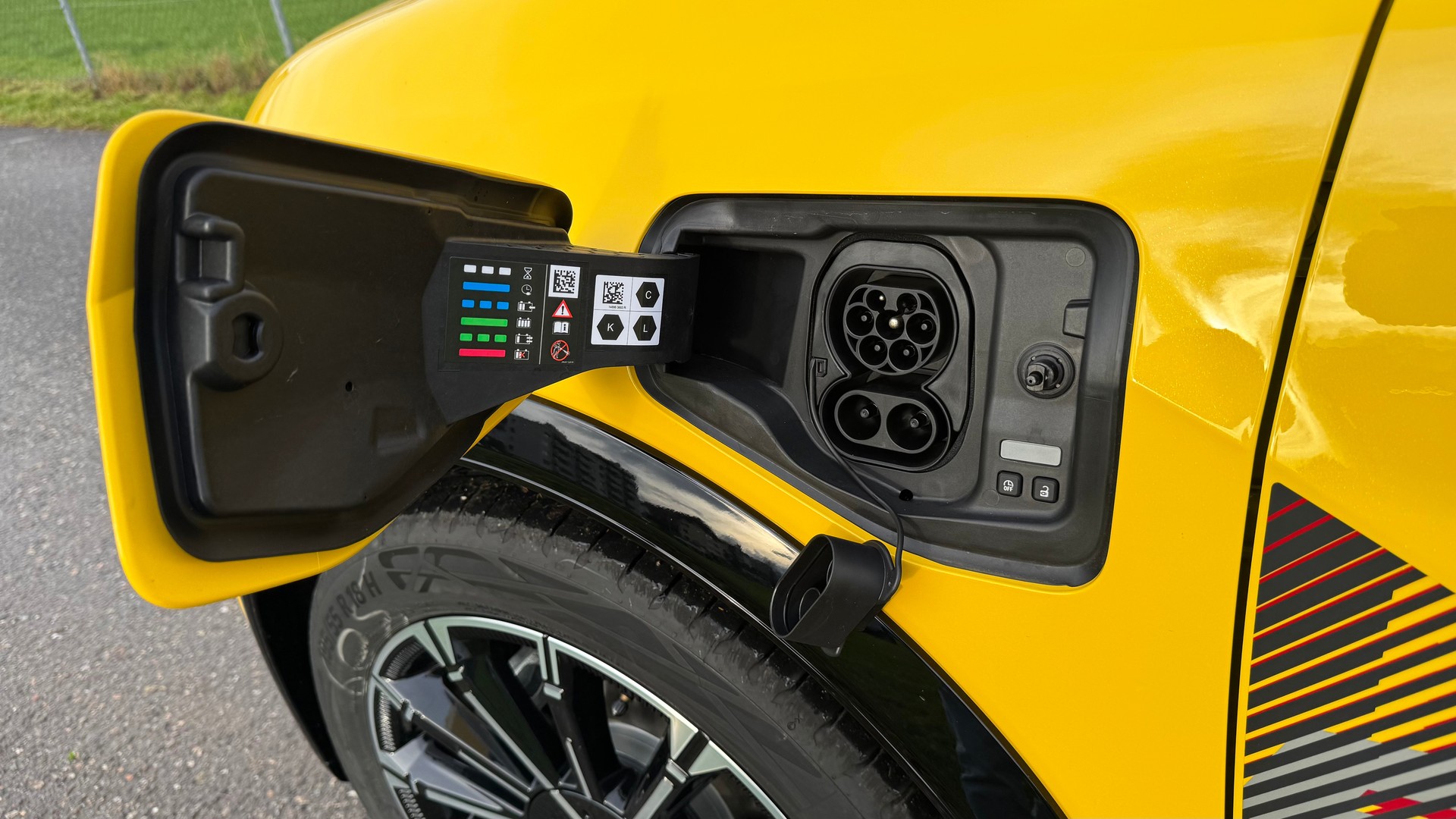 RENAULT R5 E-Tech Comfort Range 52 kWh Iconic Five * VOLLAUSSTATTUNG * TOUTES OPTIONS *-image-8