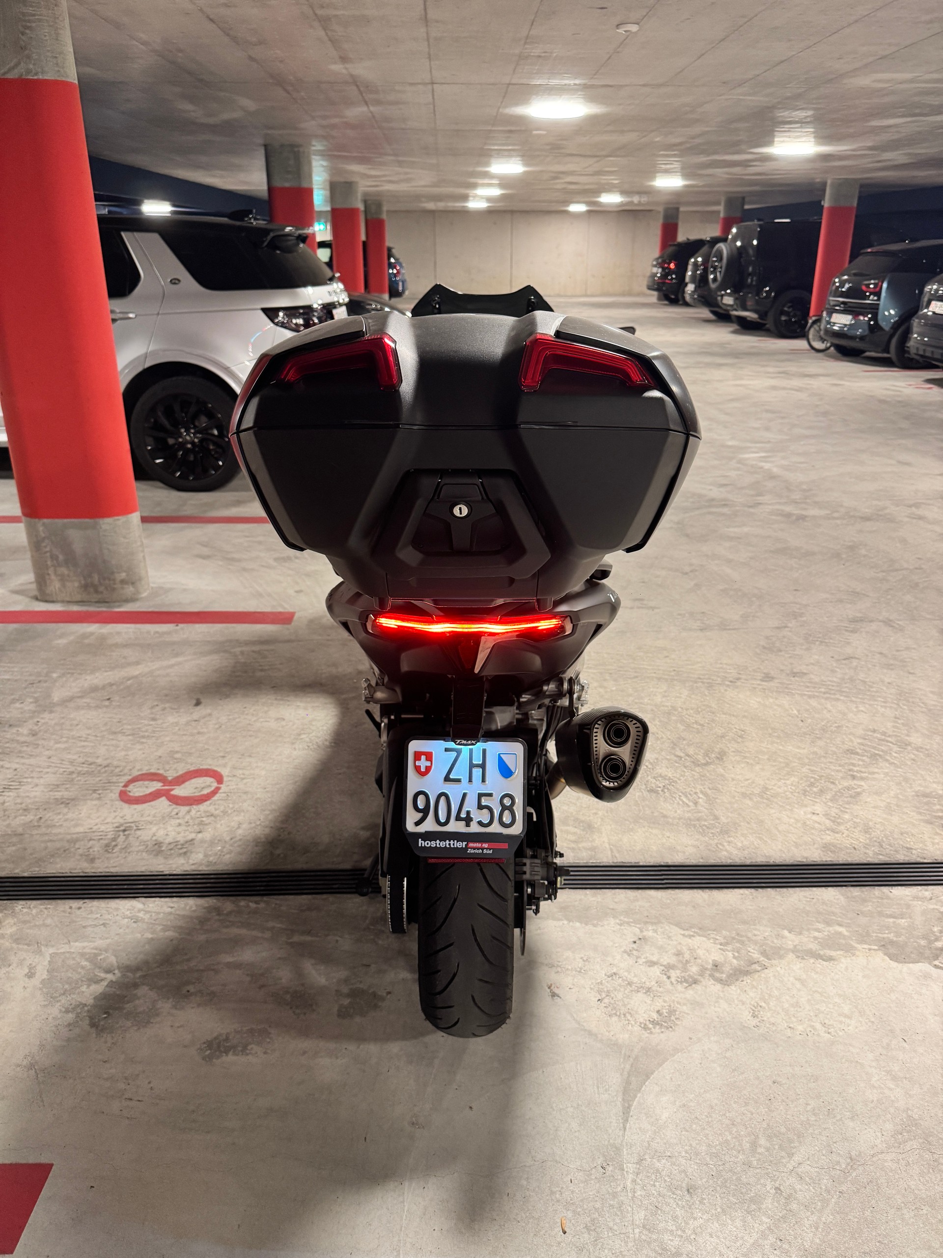 YAMAHA T-MAX Tech-Max XP 560-image-4