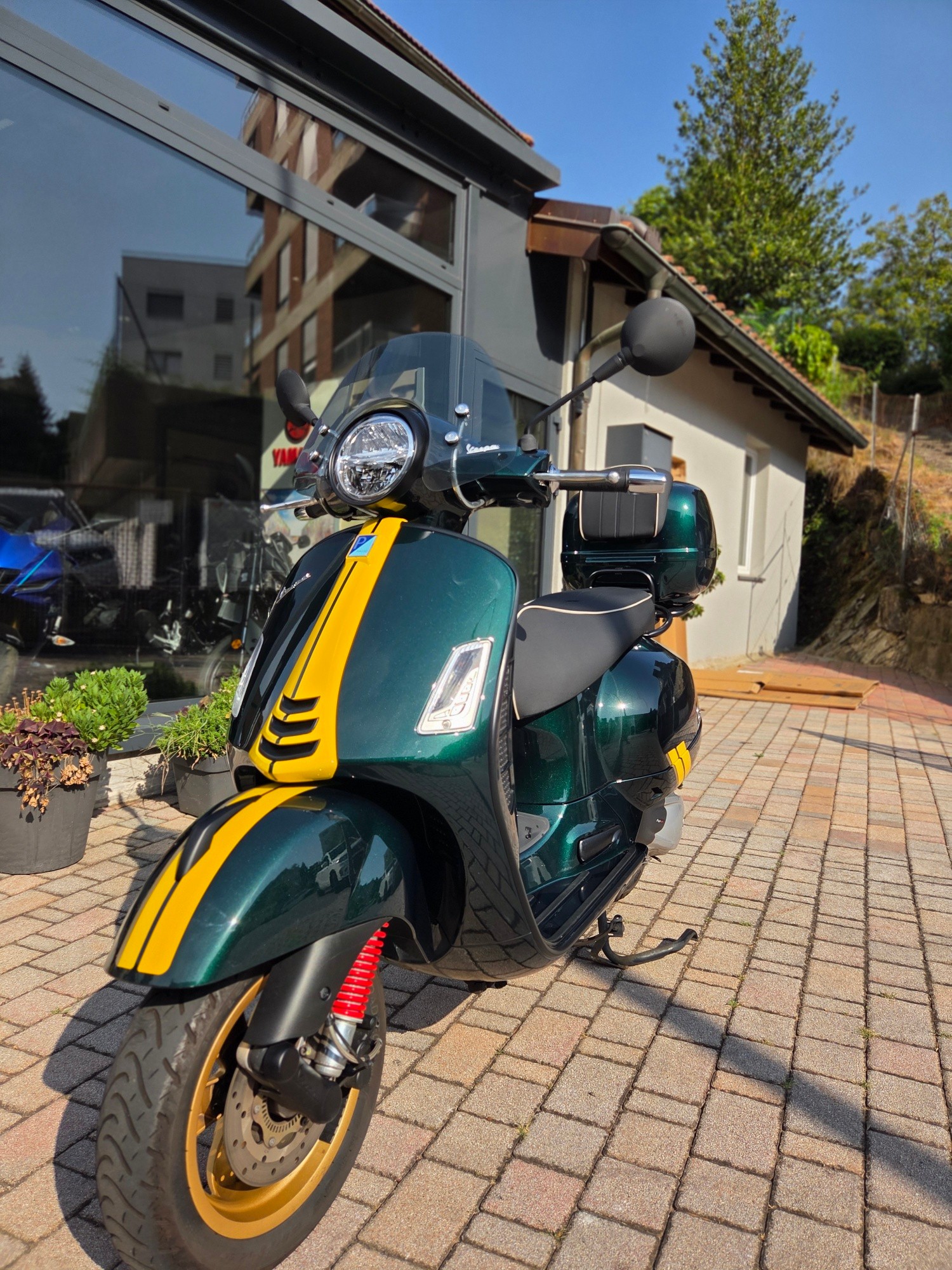 PIAGGIO racing Sixties-image-8