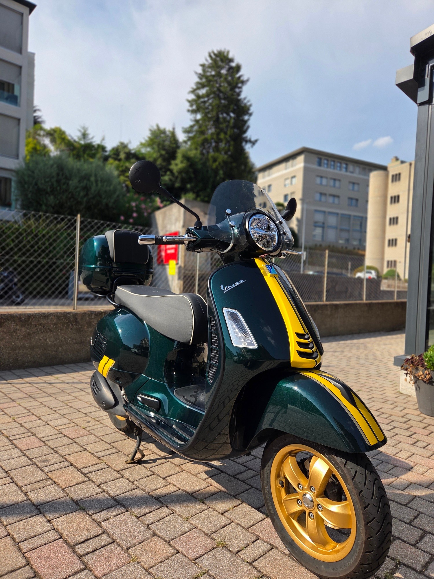PIAGGIO racing Sixties-image-1