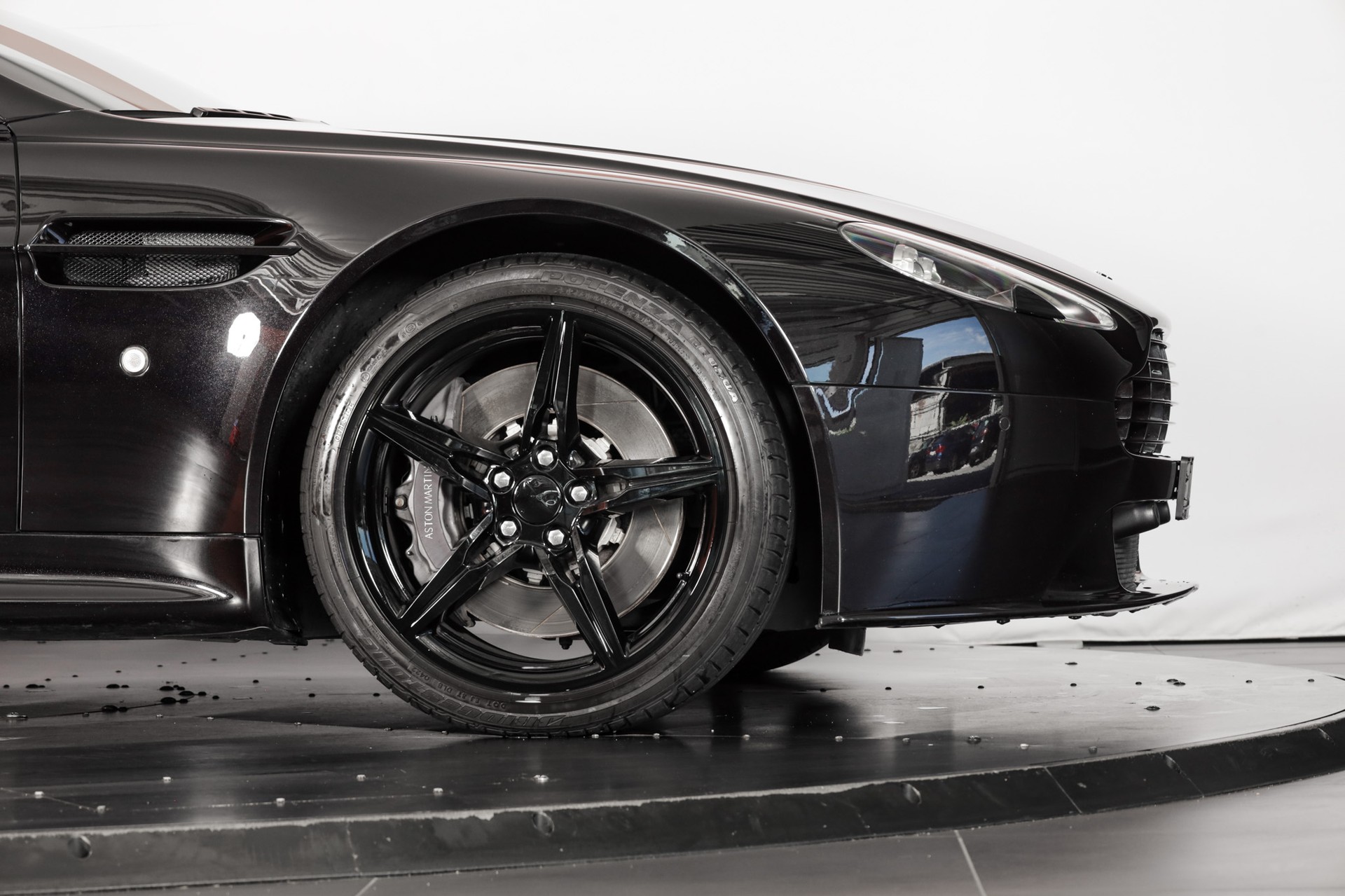 ASTON MARTIN V8 Vantage 4.7 Sportshift-image-34