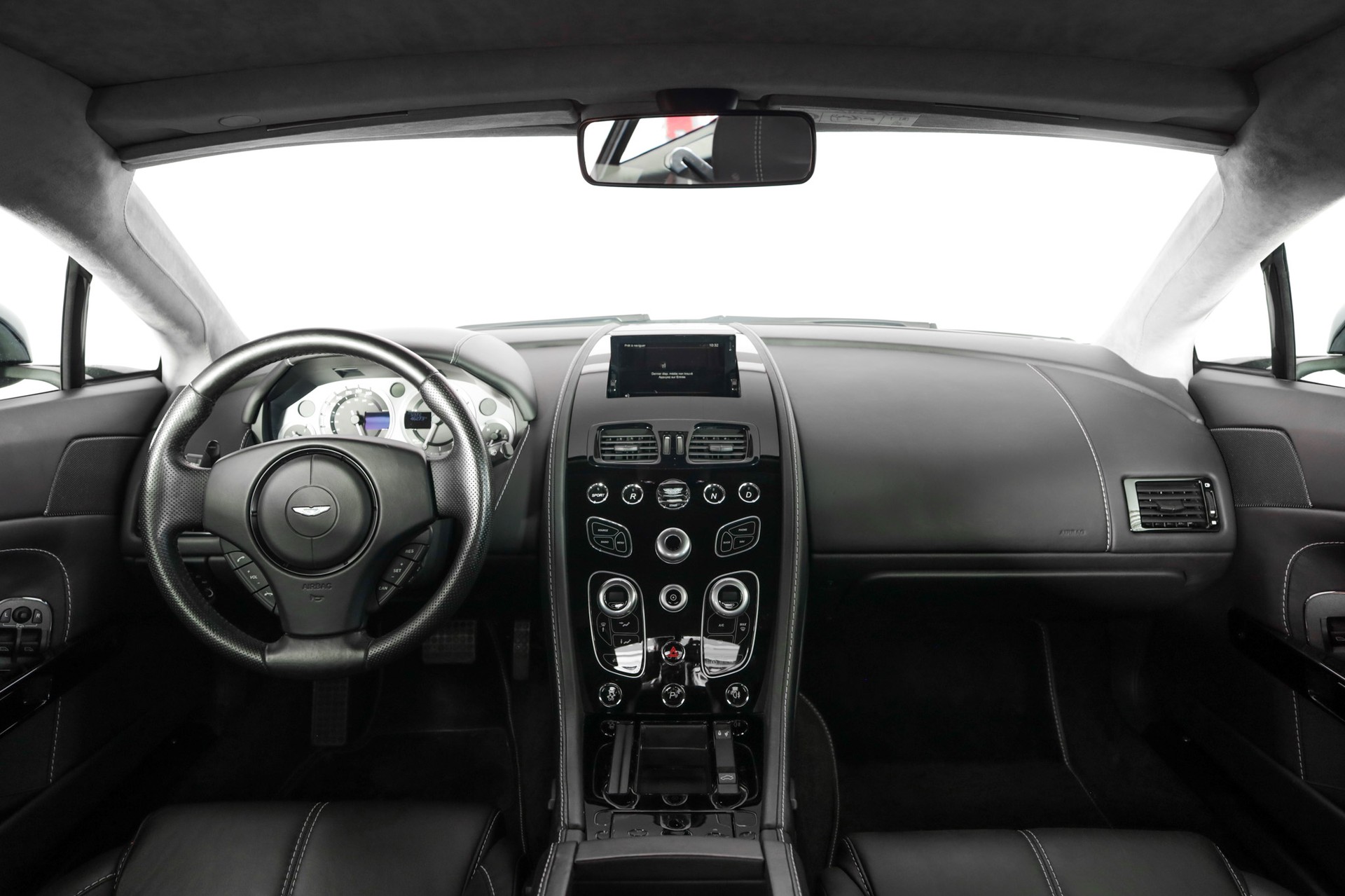 ASTON MARTIN V8 Vantage 4.7 Sportshift-image-13