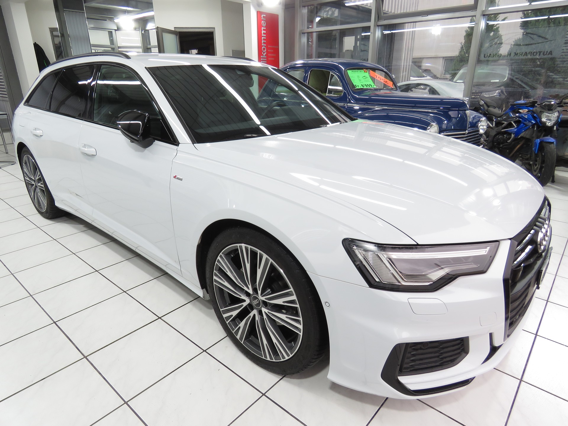 AUDI A6 Avant 40 TDI Sport Attraction Quattro S-tronic (Automat, AHK 2.0 t)-showroom-element-2