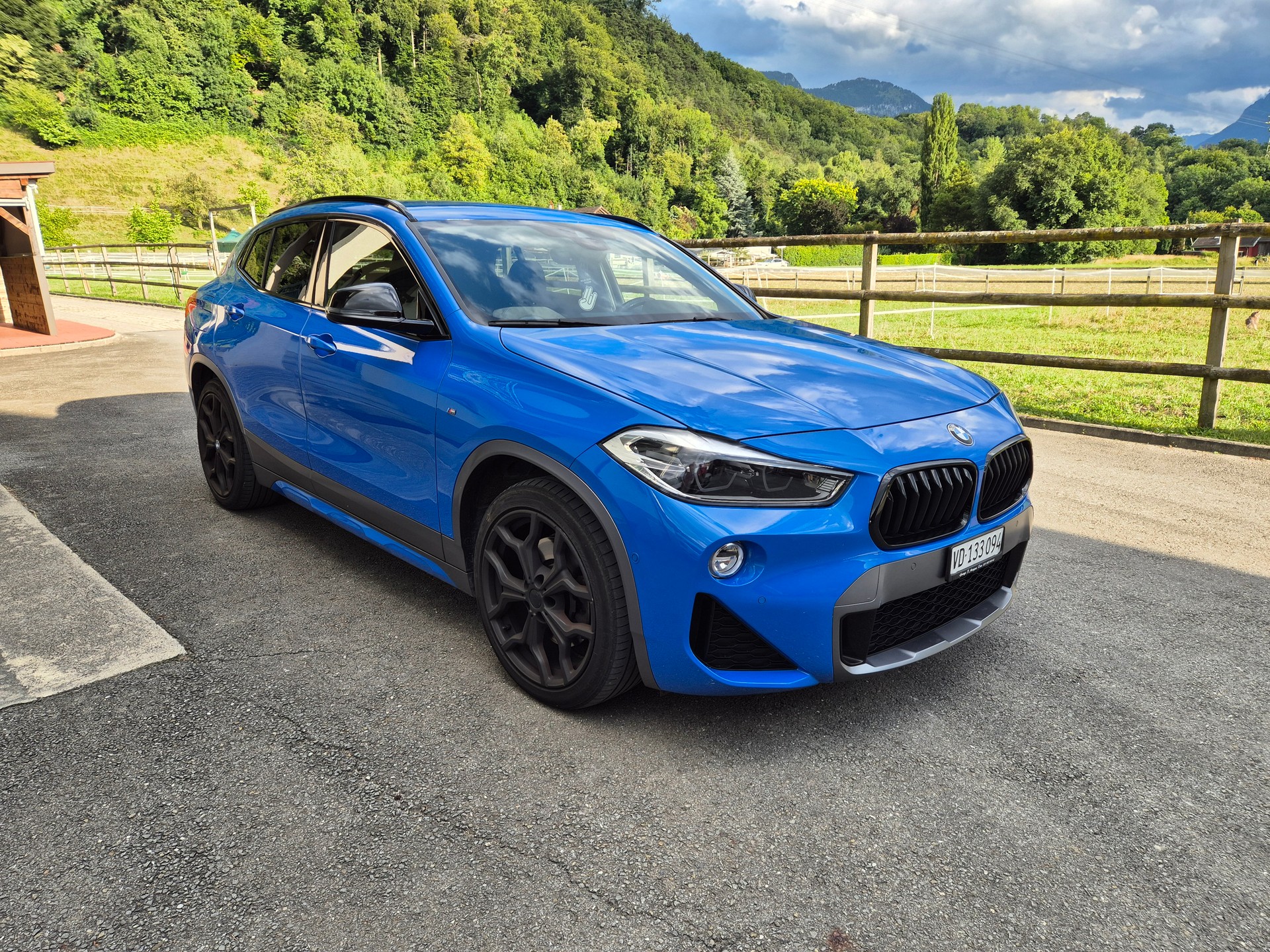 BMW 25d xDrive-image-1