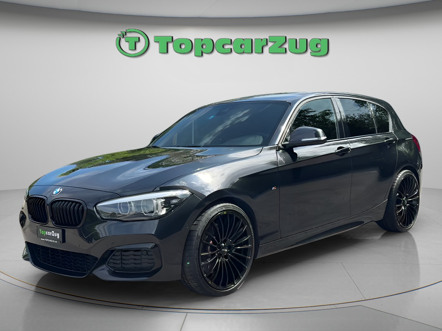 BMW M140i xDrive Steptronic-showroom-element-1