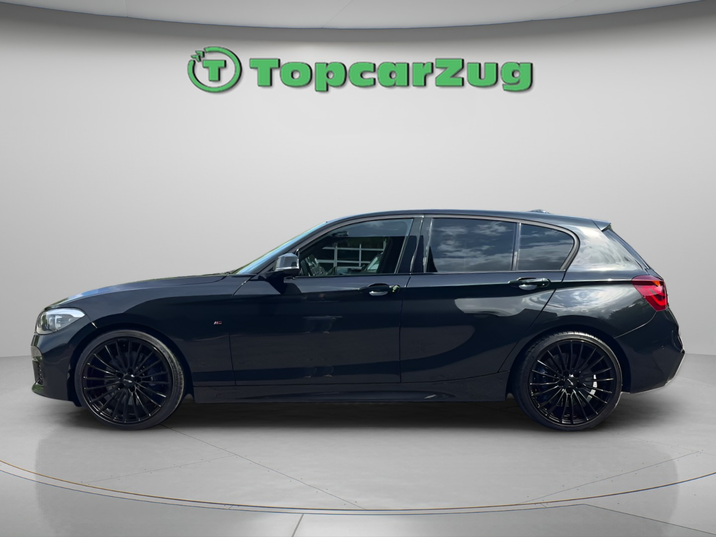 BMW M140i xDrive Steptronic-image-8