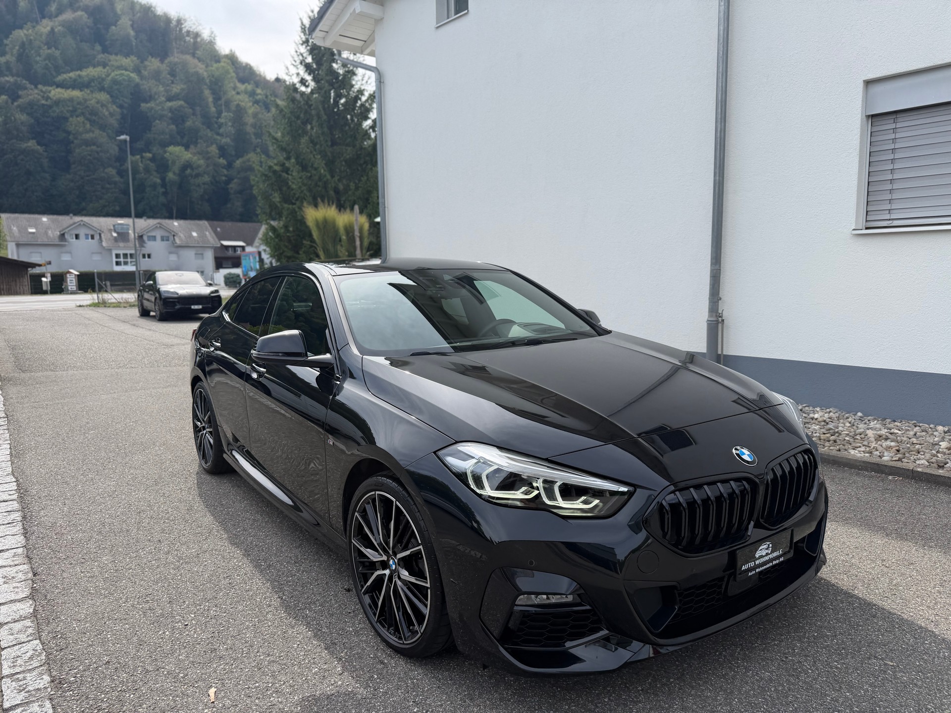 BMW 218i Gran Coupé M Sport Steptronic-showroom-element-2