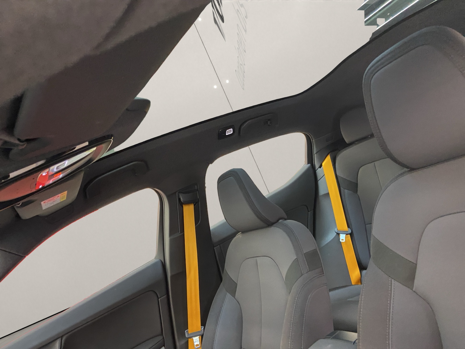 POLESTAR 2 Long Range Dual Motor-image-13