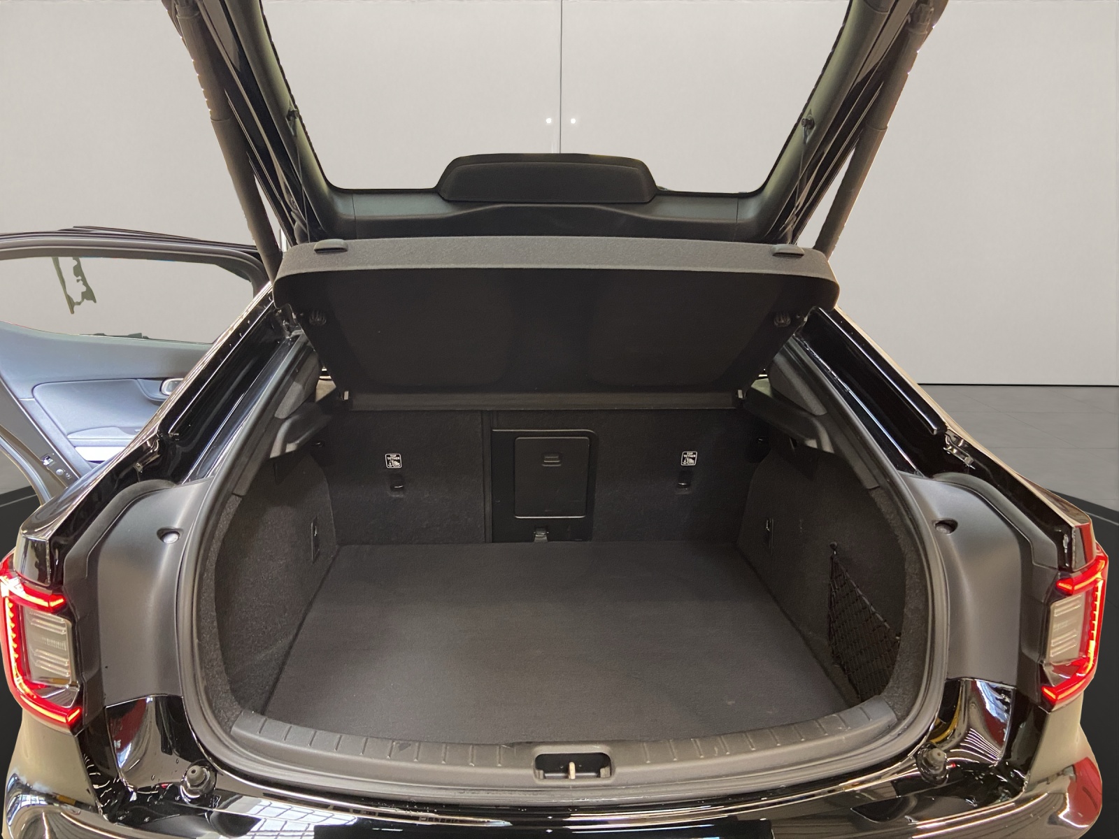 POLESTAR 2 Long Range Dual Motor-image-14