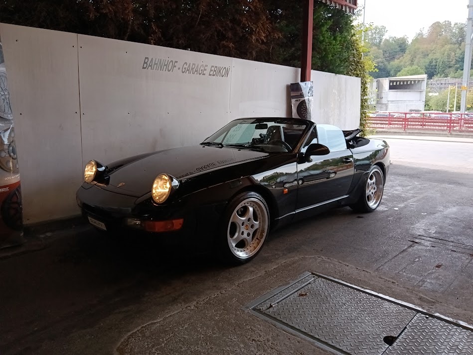 PORSCHE 968 Cabrio-image-3