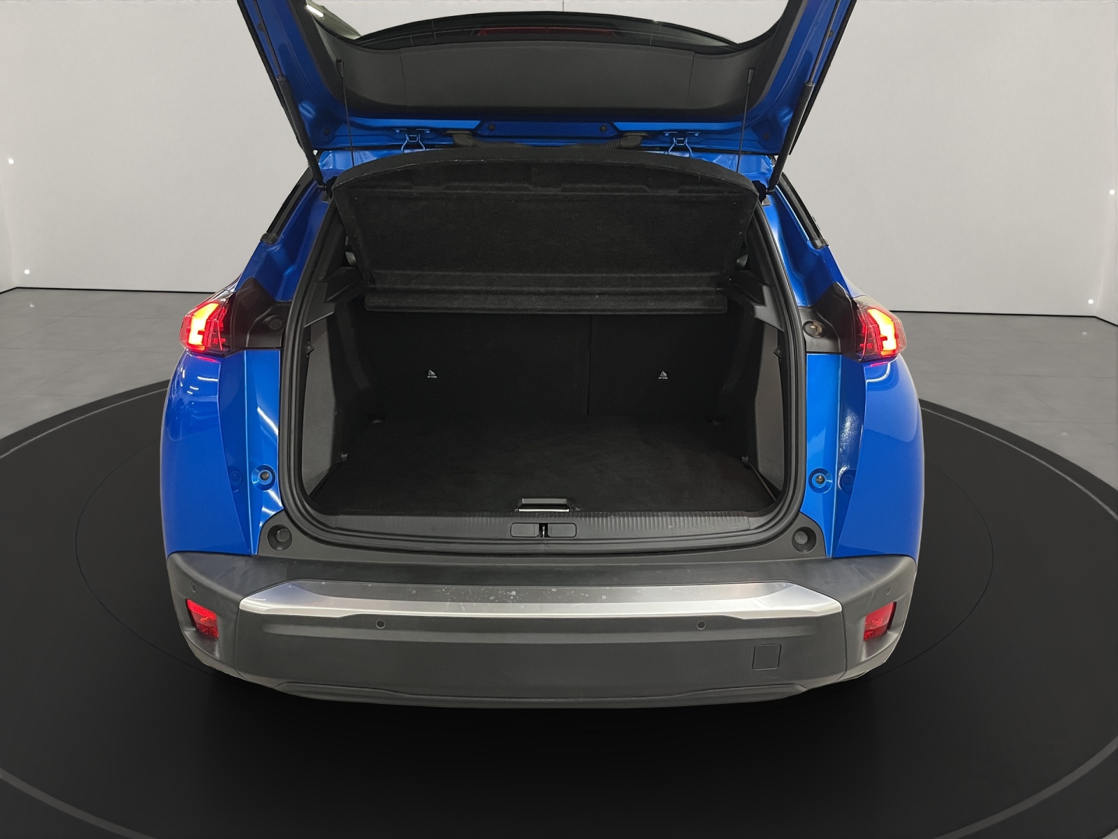 PEUGEOT 2008 e-GT Line-image-15