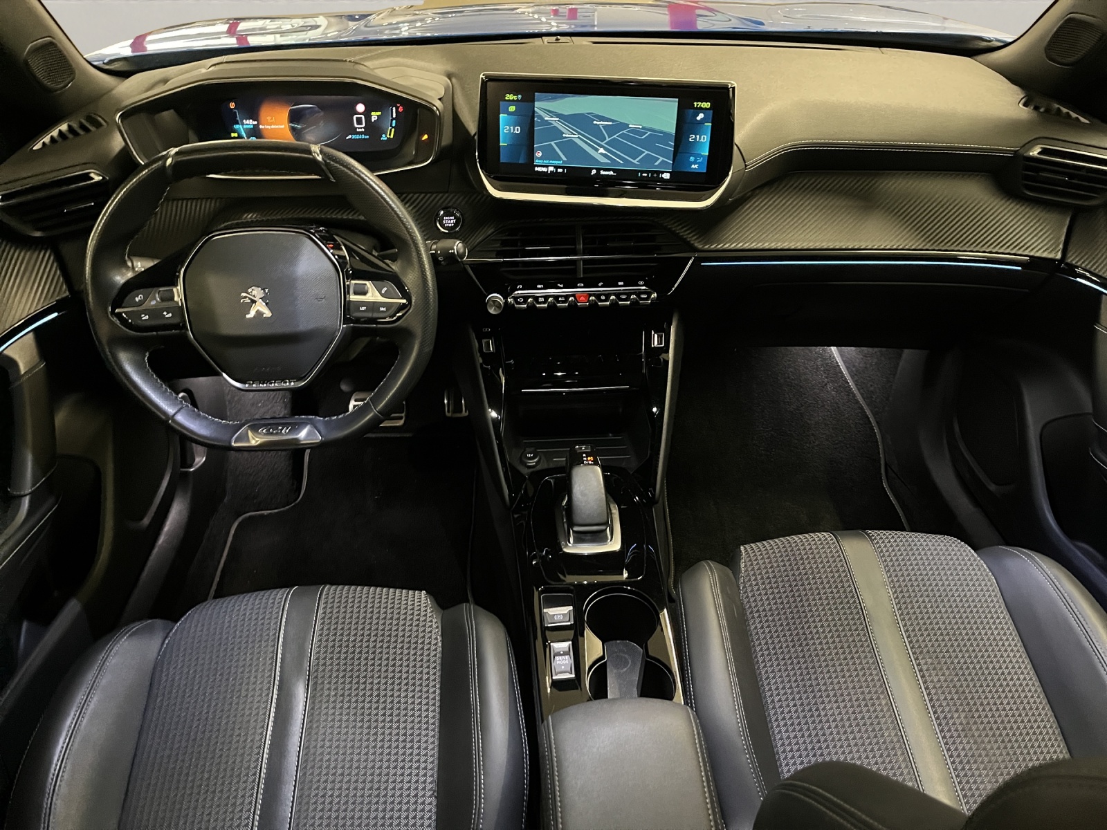 PEUGEOT 2008 e-GT Line-image-7