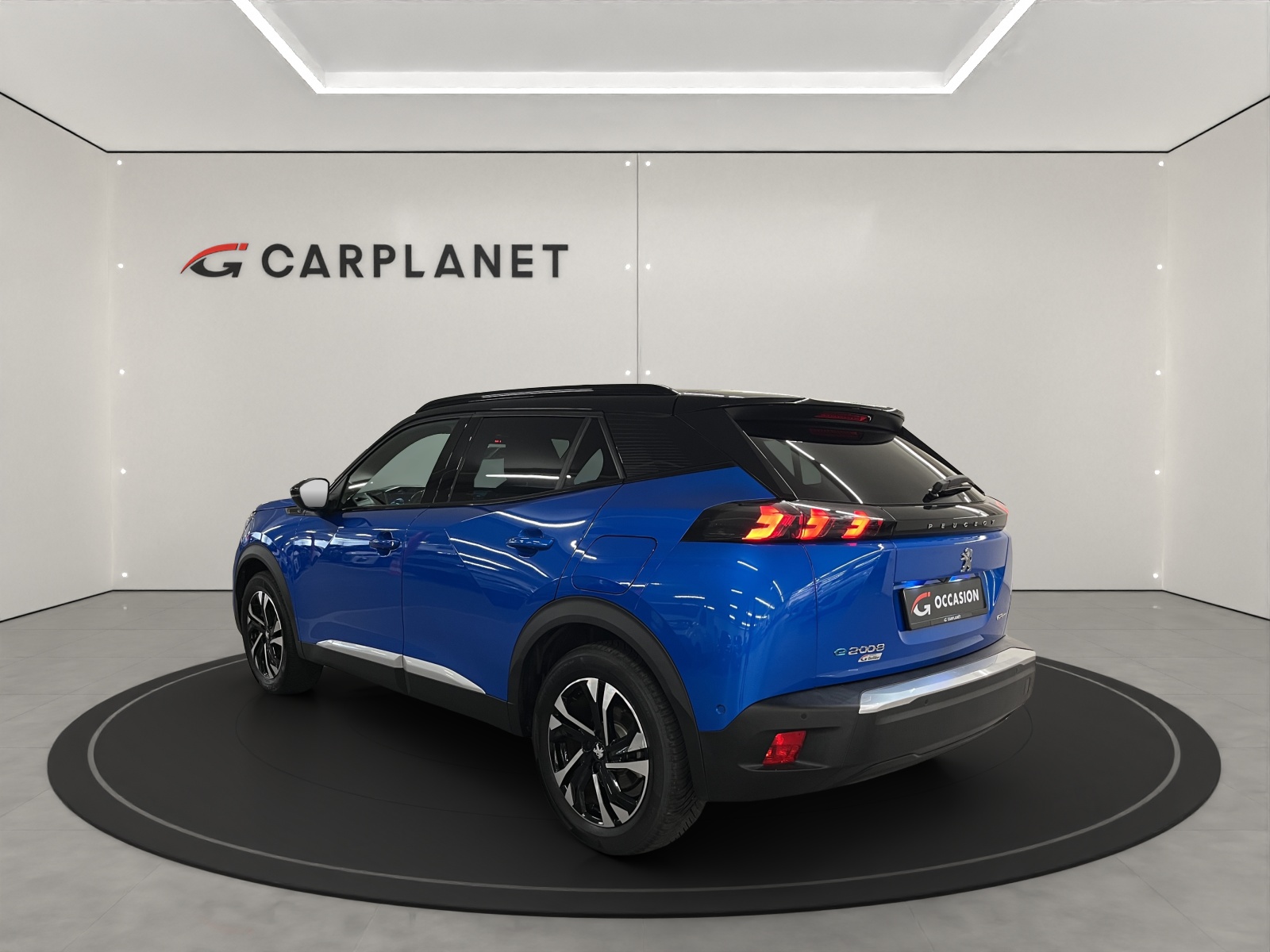 PEUGEOT 2008 e-GT Line-showroom-element-3