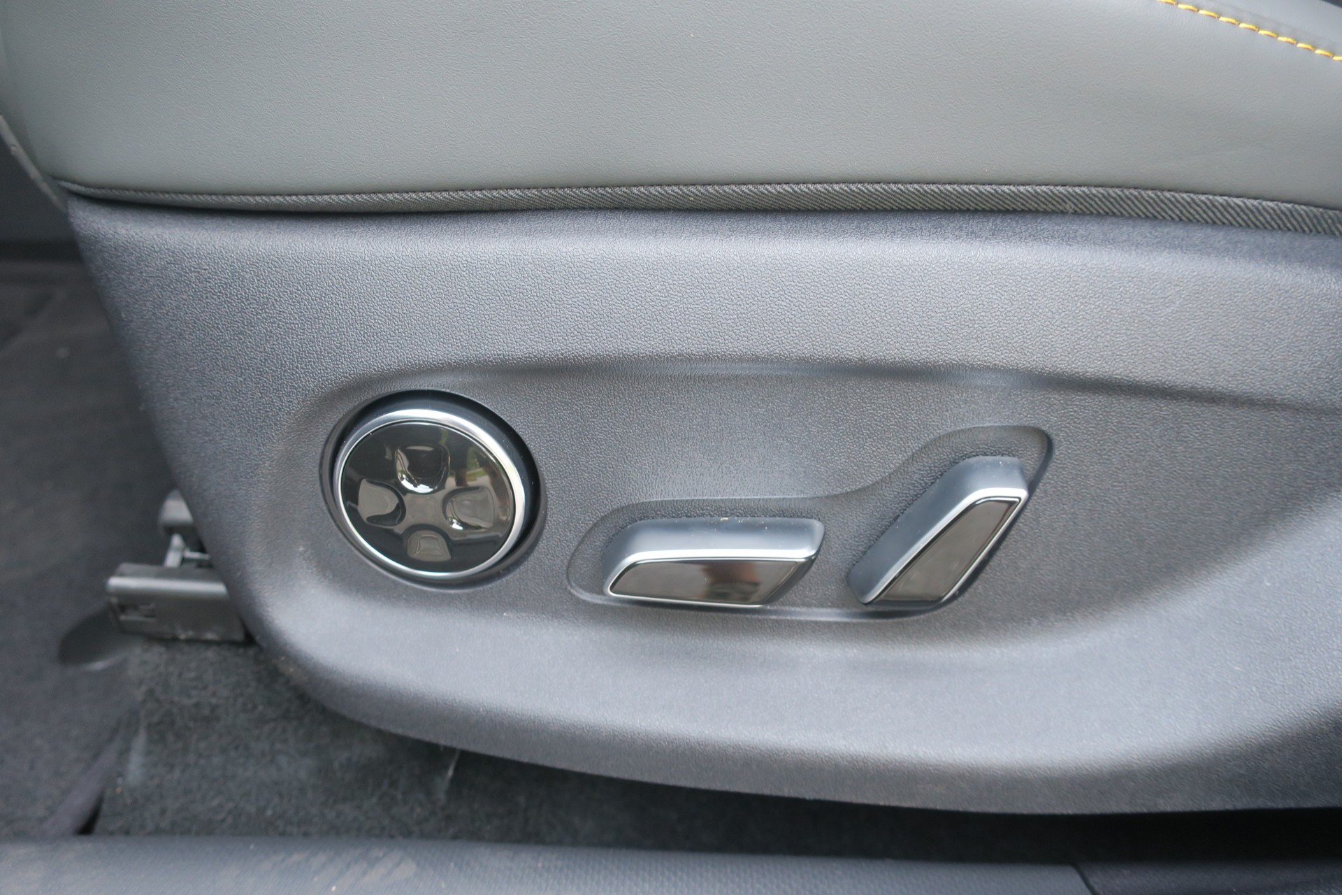 BYD Atto 3 EVO 74.8 kWh Excellence AWD-image-6